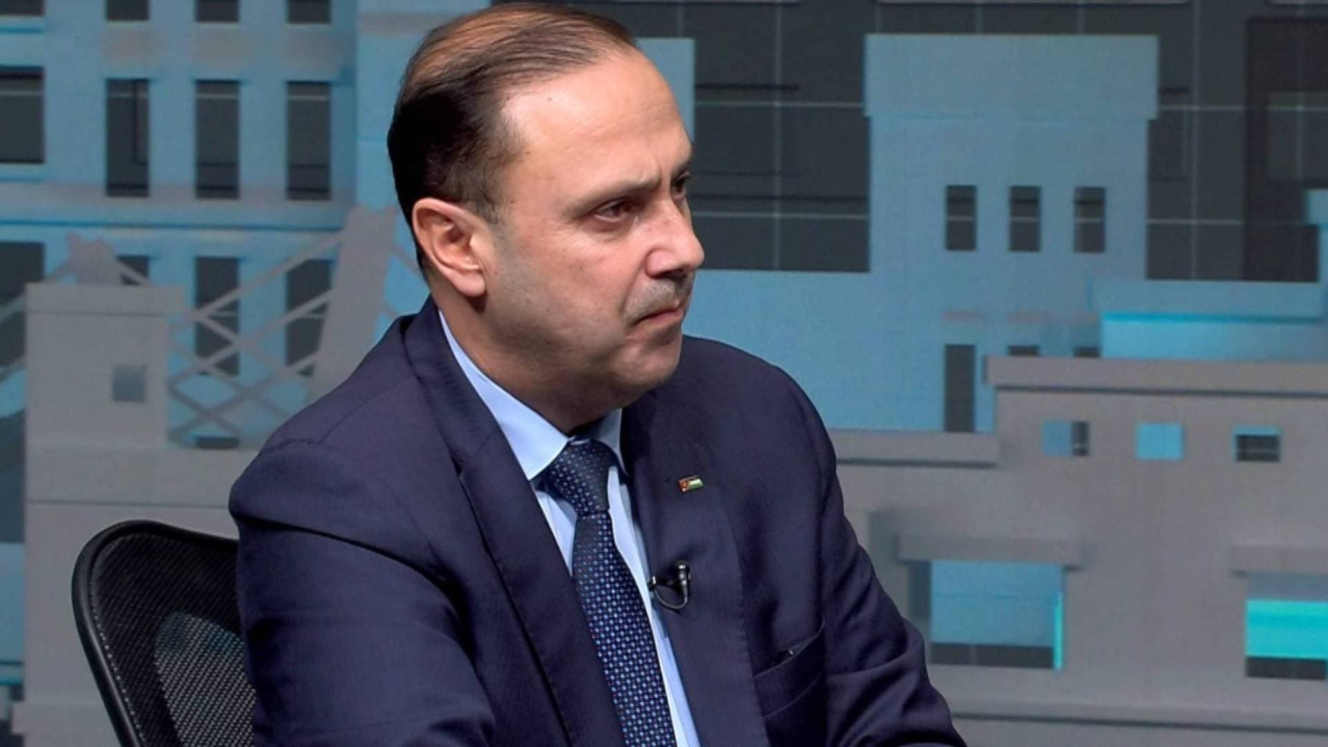 المومني: أولوية الحكومة تقليل تداعيات الأزمات على الاقتصاد والمواطن