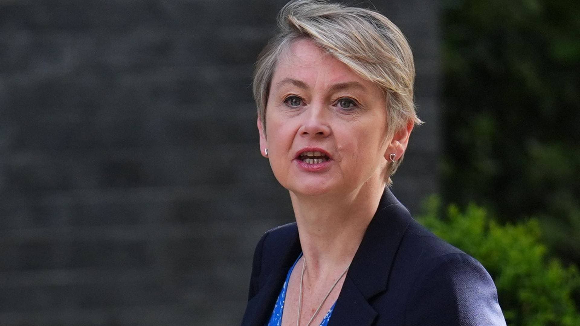 لندن تقود "ائتلاف هرمز" لكسر الحصار النفطي وتلوح بالخيار العسكري الدفاعي