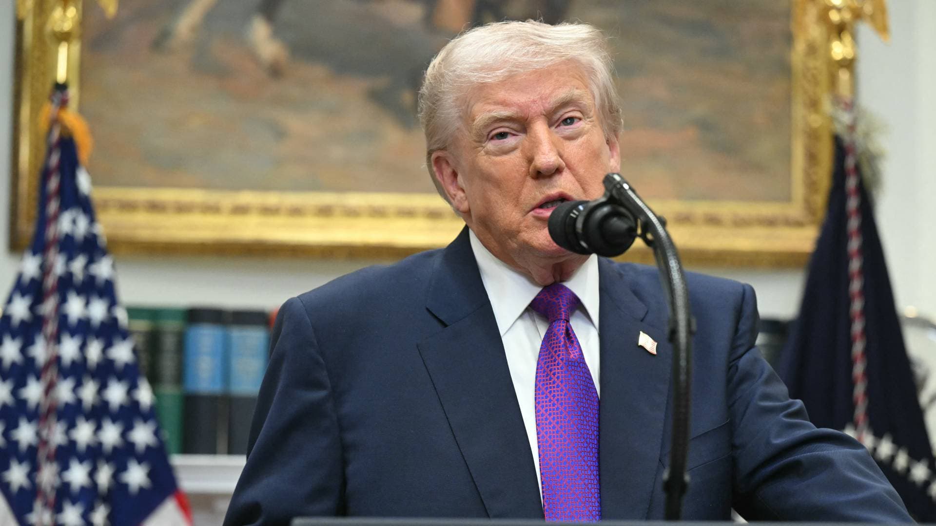 ترمب: الجسور هي الهدف التالي في إيران ثم محطات توليد الطاقة الكهربائية