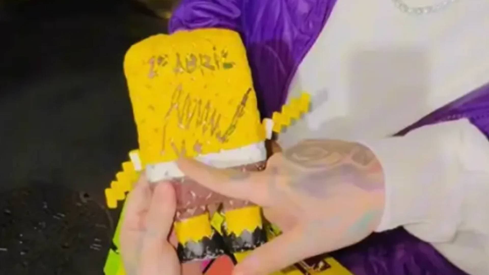 تفاصيل لقاء مغني الراب والرئيس الفنزويلي في سجن بروكلين