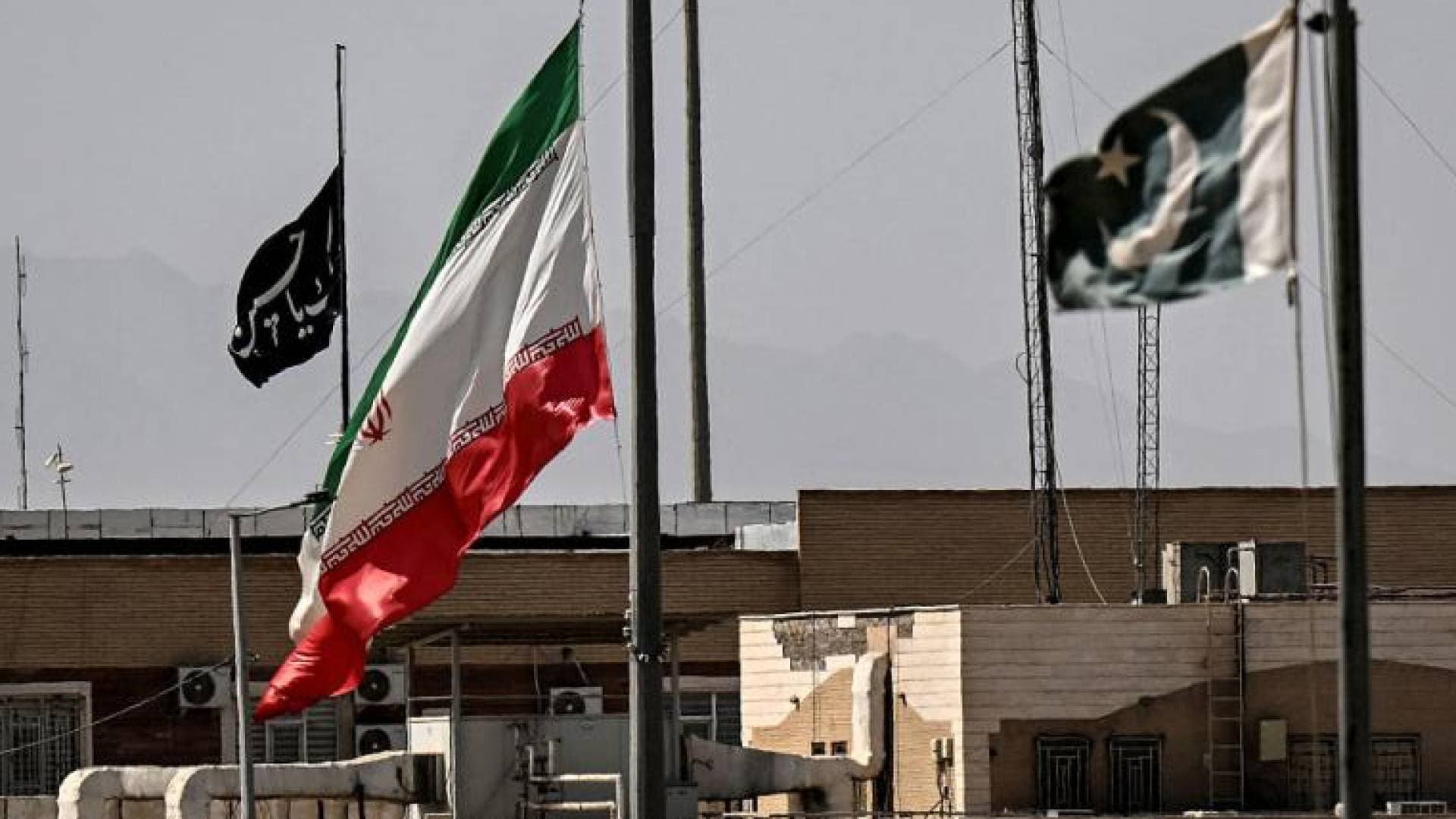 إسلام آباد تحتضن "القمة المصيرية".. وطهران تلتزم الصمت رغم ضغوط "ساعة الصفر"