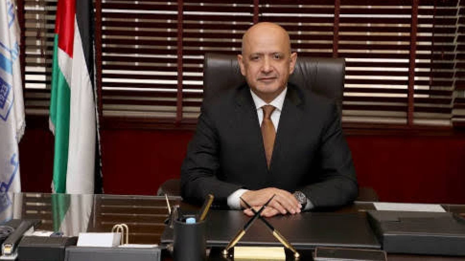 "هاتفي لرصد غلاء الأسعار".. الحاج توفيق ينشر رقمه الخاص على شاشة "رؤيا" لمواجهة تبعات الحرب فيديو