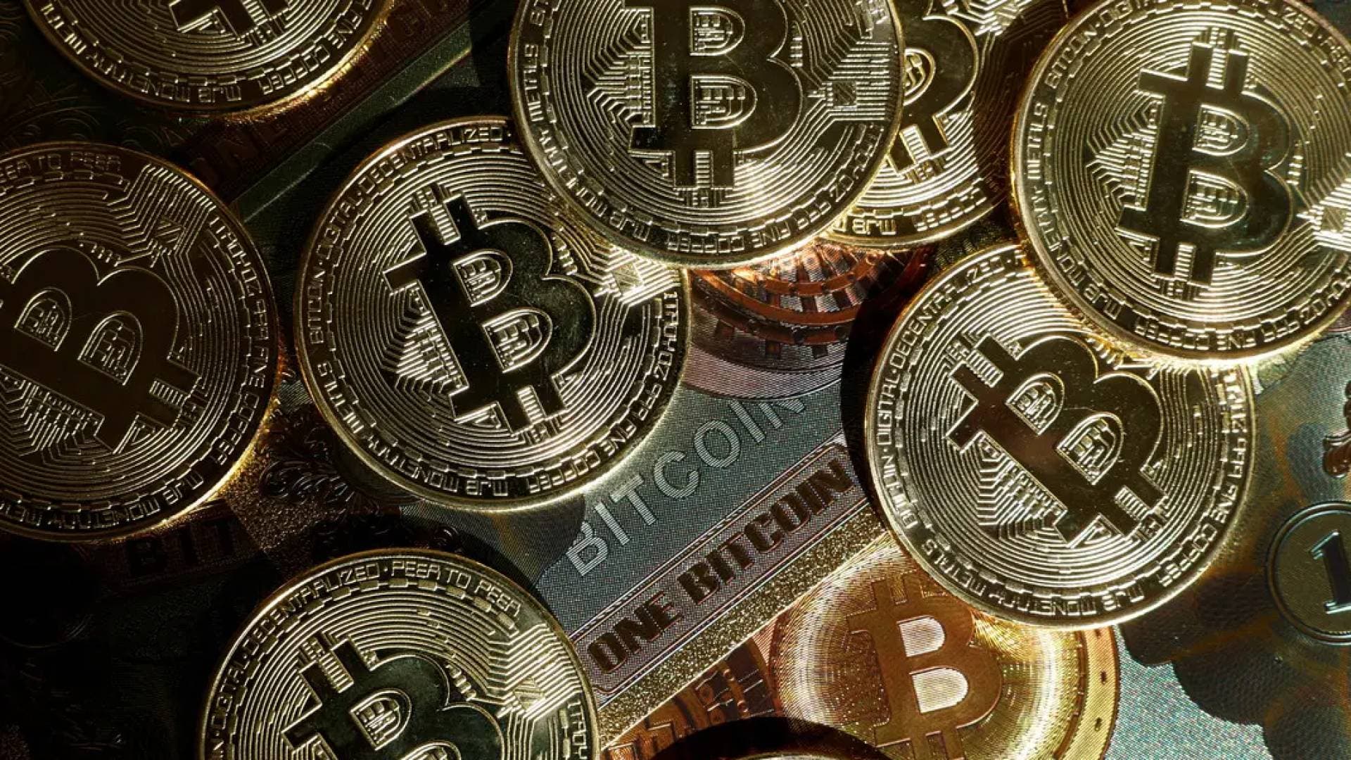 العملات الرقمية: "البتكوين" يقترب من 70 ألف دولار ونشاط ملحوظ للعملات البديلة