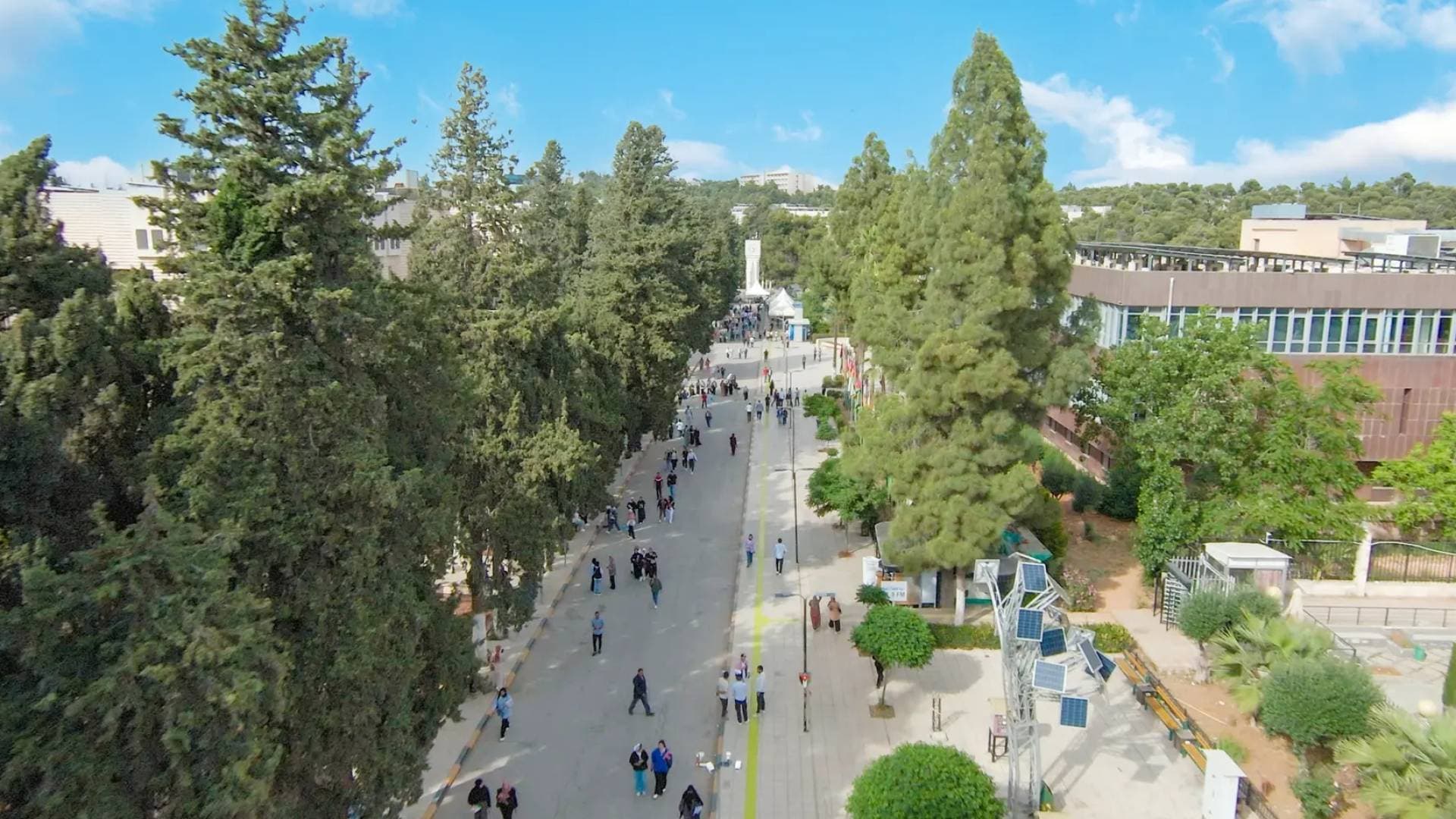 التعليم العالي تحدد 30 نيسان موعدا نهائيا لاستكمال إجراءات الحصول على القروض الجامعية