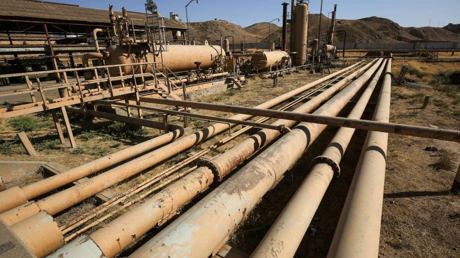 رويترز: هجوم إيراني يستهدف خط أنابيب النفط السعودي المتجه للبحر الأحمر