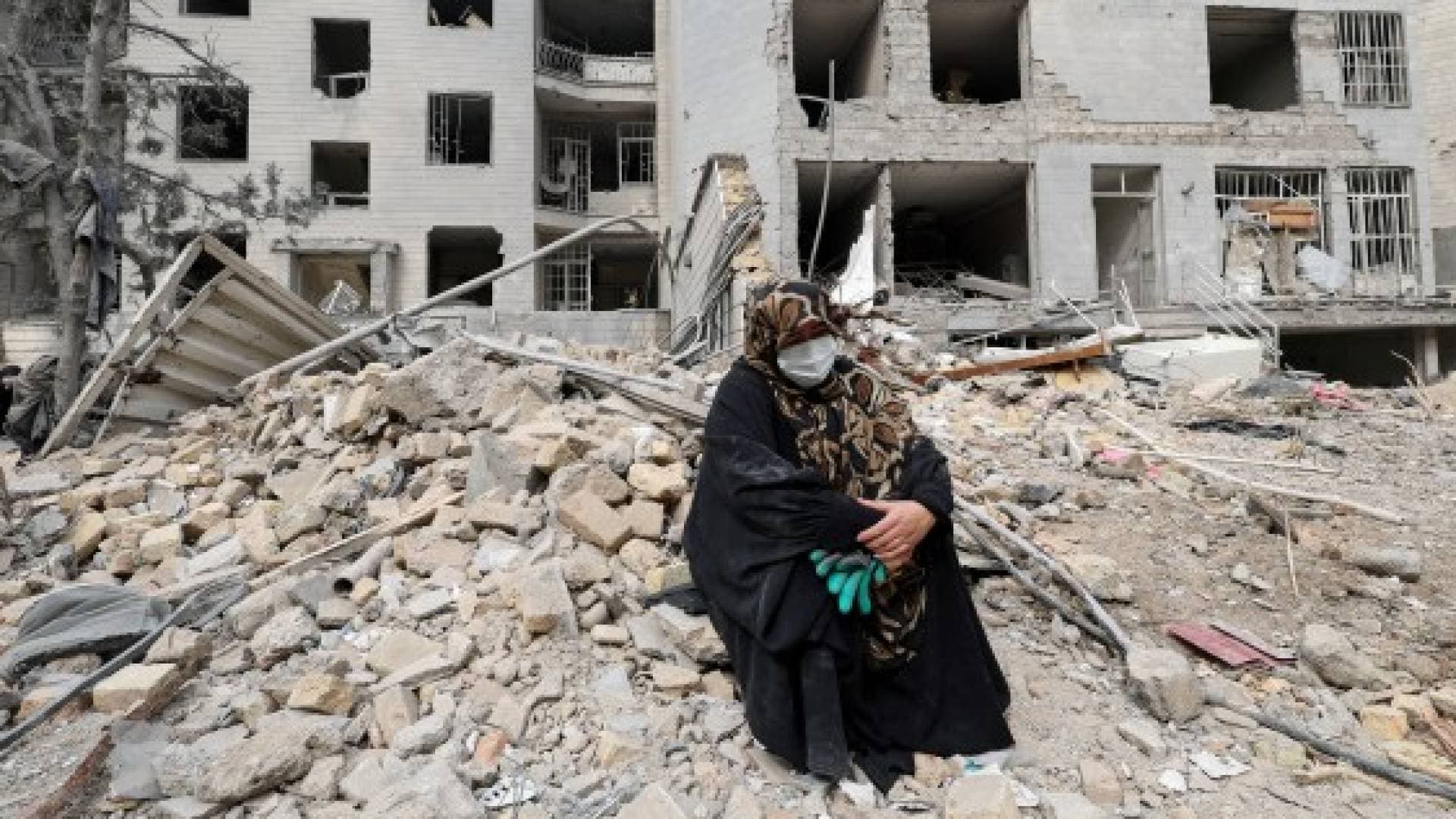 الطب الشرعي الإيراني: أكثر من 3 آلاف قتيل منذ بدء الحرب.. وصعوبات في تحديد هويات 40% من الجثث