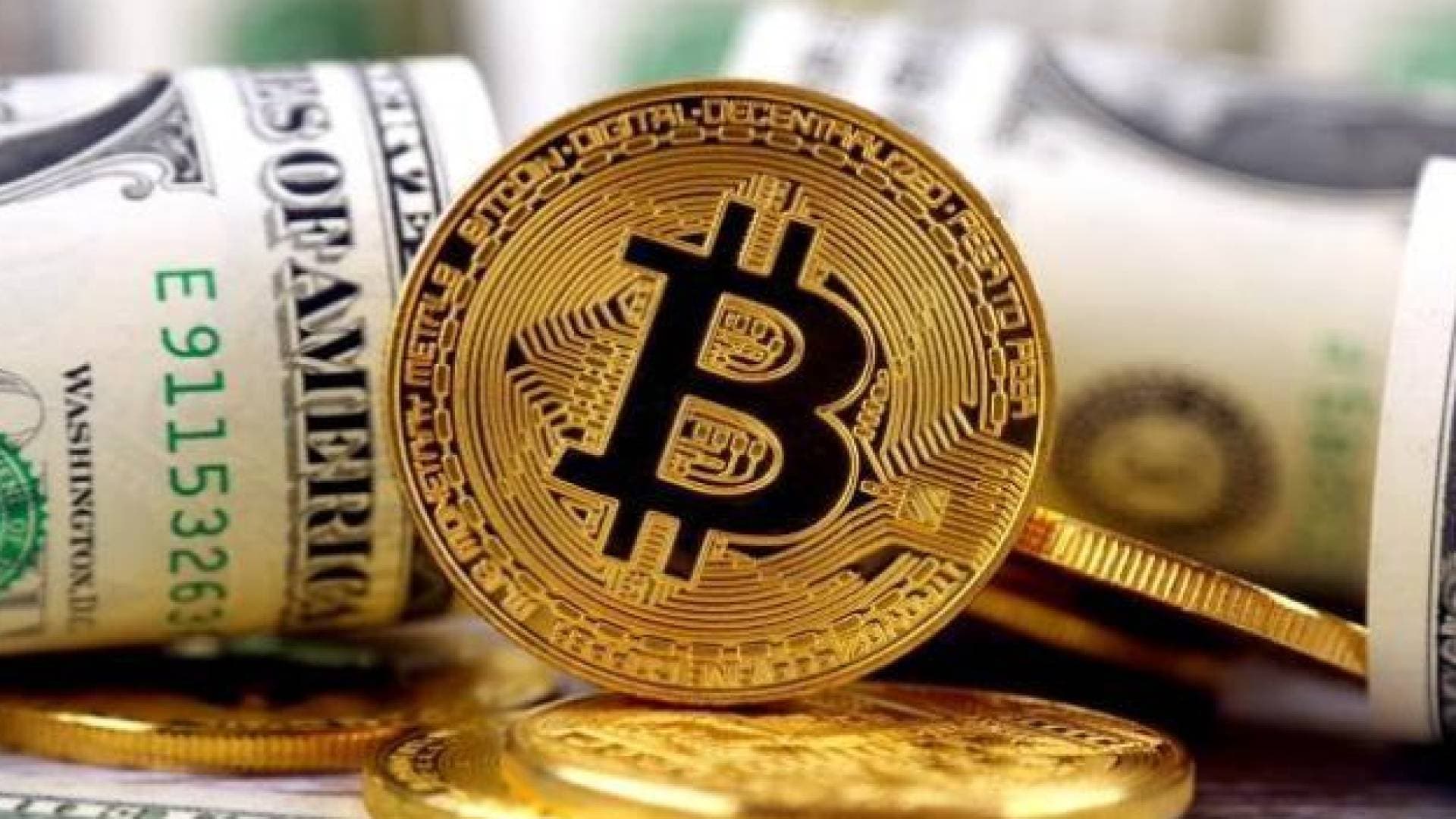 بيتكوين تقفز فوق حاجز 74 ألف دولار وتحقق مكاسب قوية بنسبة تتجاوز 4%