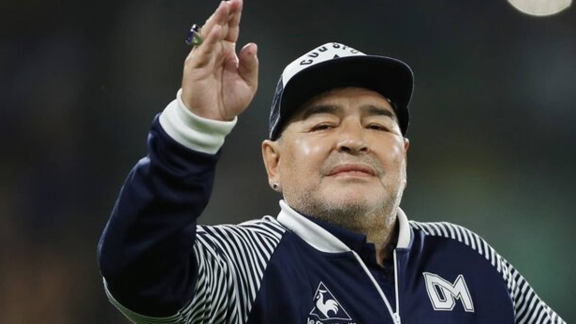 بدء محاكمة جديدة لكشف ملابسات وفاة الأسطورة مارادونا وسط اتهامات بالإهمال الطبي