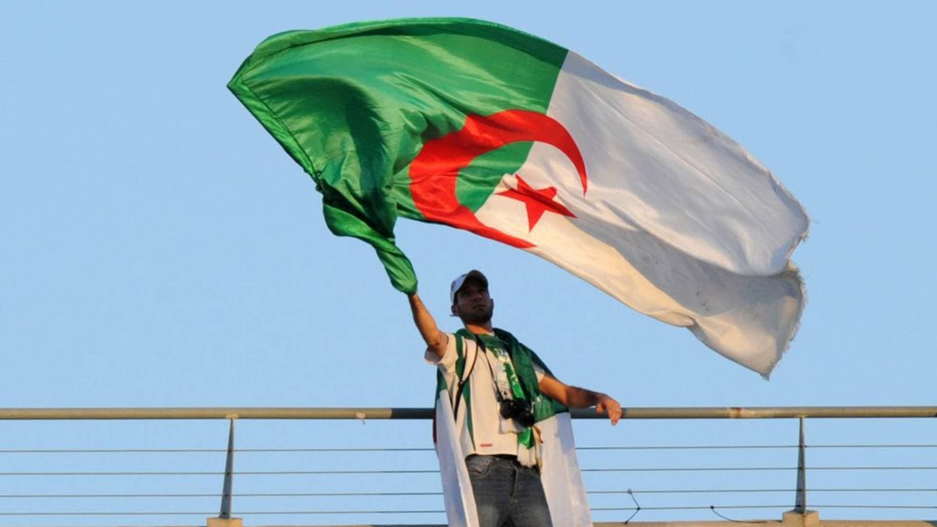 مصادر جزائرية لـ "رؤيا" تنفي وقوع هجوم في البليدة وتؤكد: "انفجار غاز عرضي"