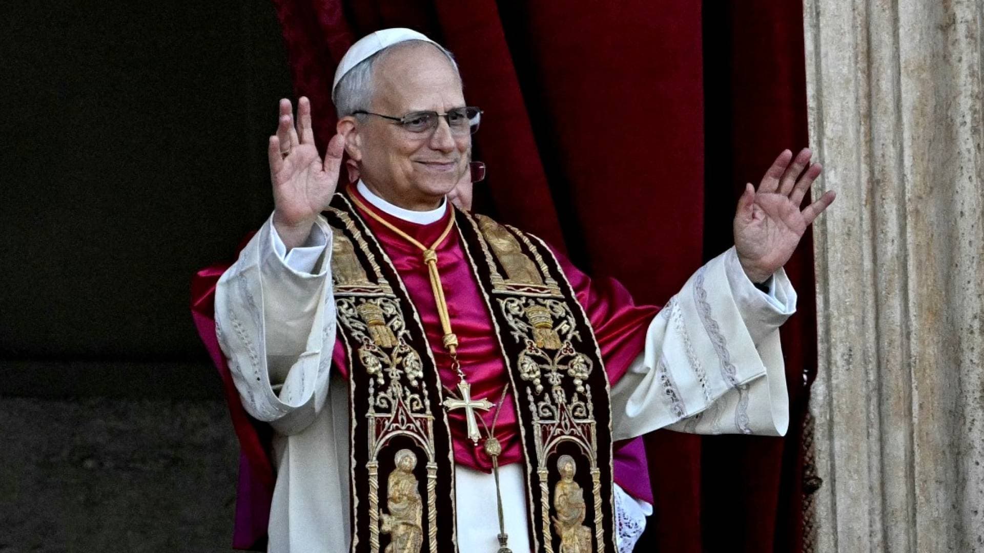 البابا ليو يرد على ترمب: سأستمر في رفض الحرب على إيران وتفضيل الحوار