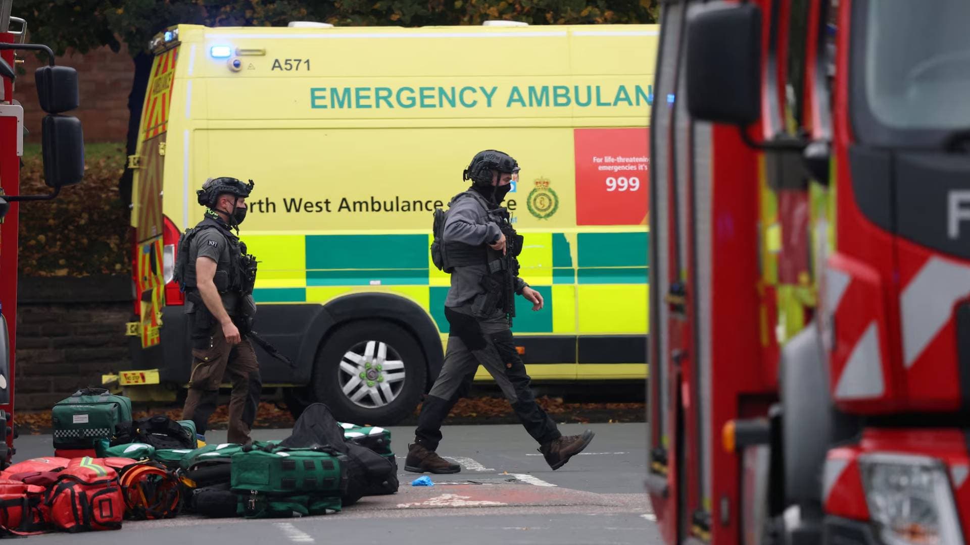 إعلام عبري : اشتباه بإلقاء مواد خطرة على سفارة تل أبيب في لندن باستخدام مسيرة