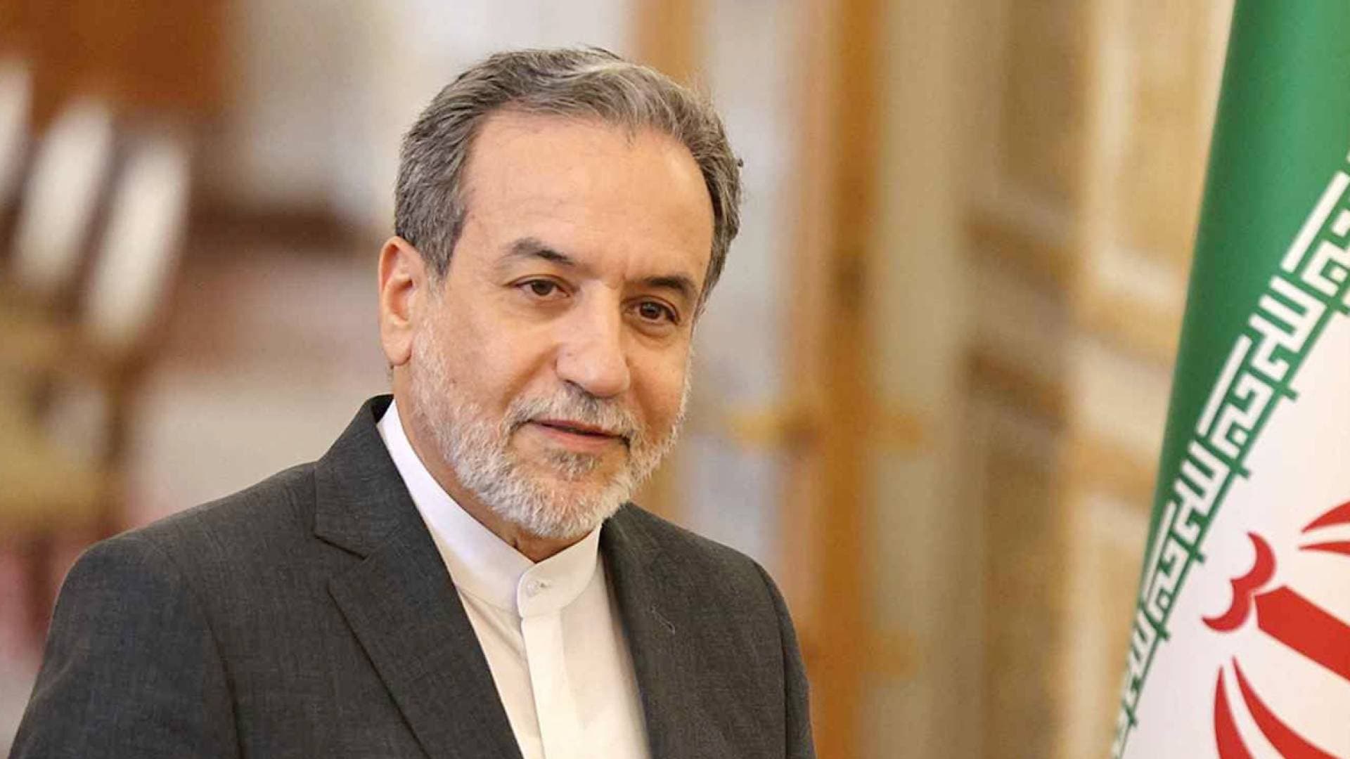 عراقجي: فتح مضيق هرمز أمام جميع السفن التجارية تماشيا مع وقف إطلاق النار في لبنان