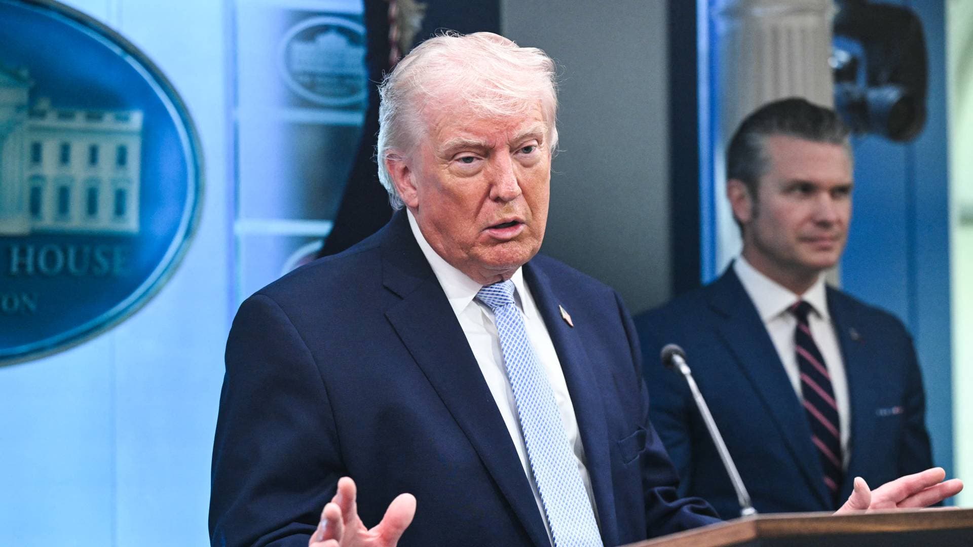 ترمب لبلومبرغ: لم نقرر بعد من سيقود وفدنا في المحادثات لتوقيع الاتفاق