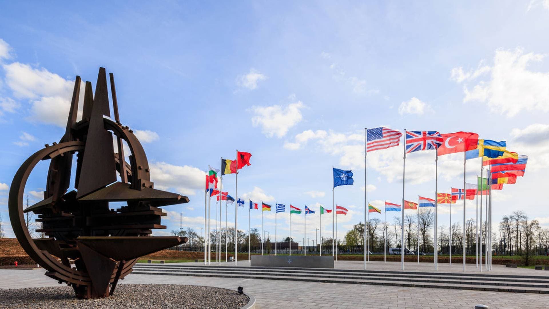 الاتحاد الأوروبي يجري محاكاة لاختبار آلية المساعدة المتبادلة مع تهديد ترمب بالانسحاب من الناتو