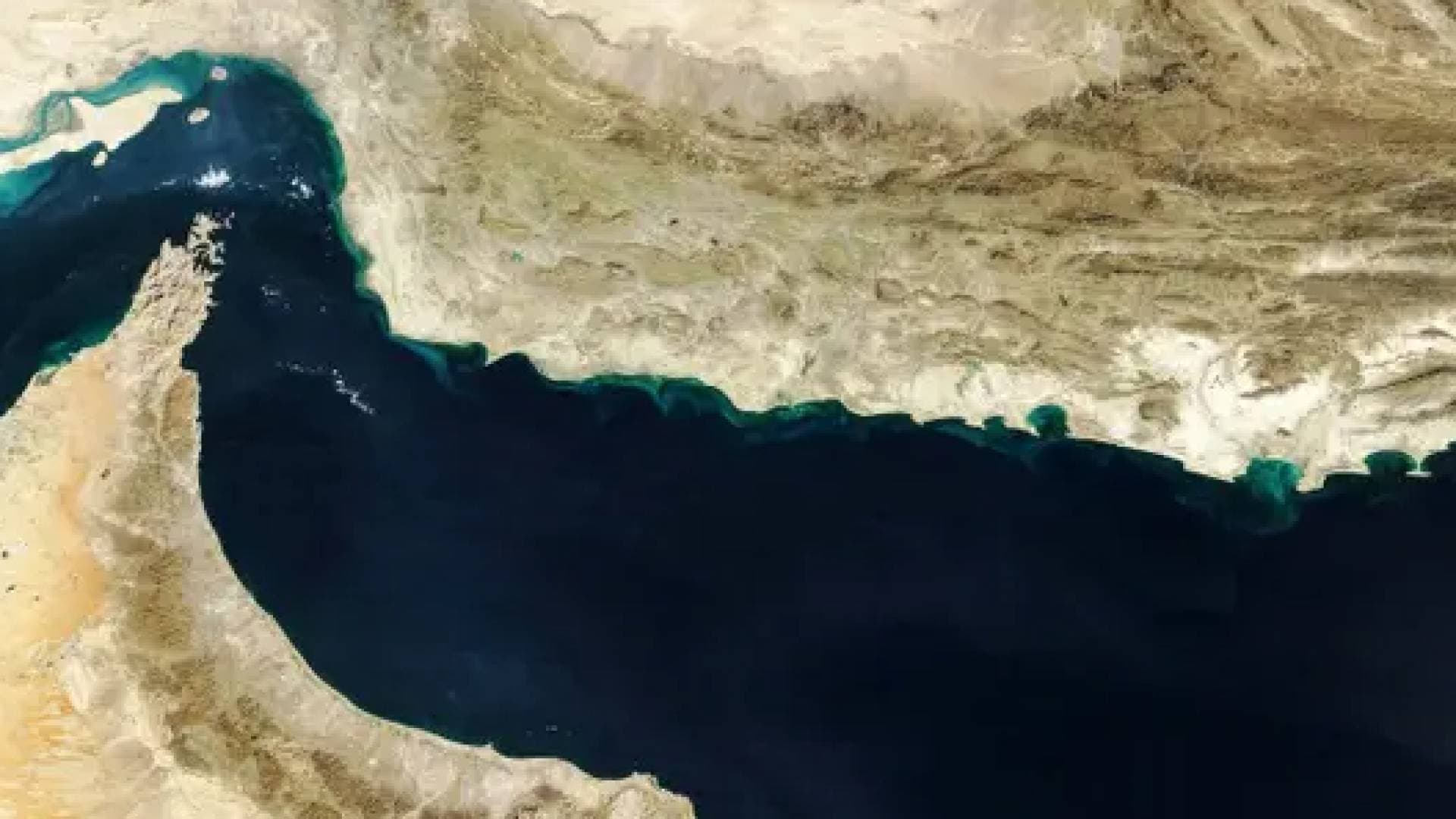 إيران تمنع مرور النفط العراقي وتطرد سفنا هندية من مضيق هرمز