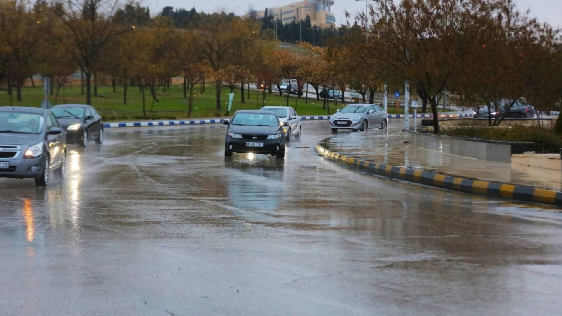 بعد الأجواء الثلاثينية.. طقس الأردن: انخفاض ملموس على الحرارة وعودة الليالي الباردة