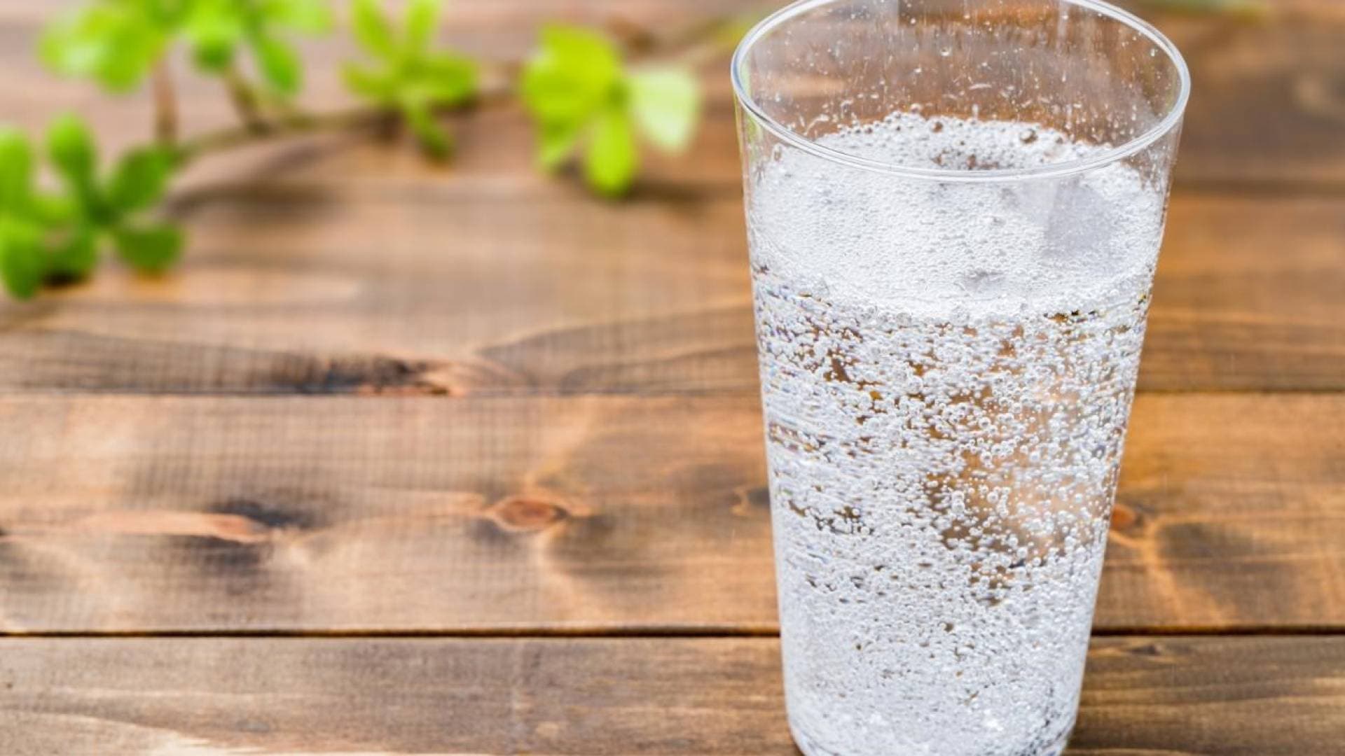 دراسة طبية : تأثير المياه الفوارة على إنقاص الوزن "محدود للغاية"