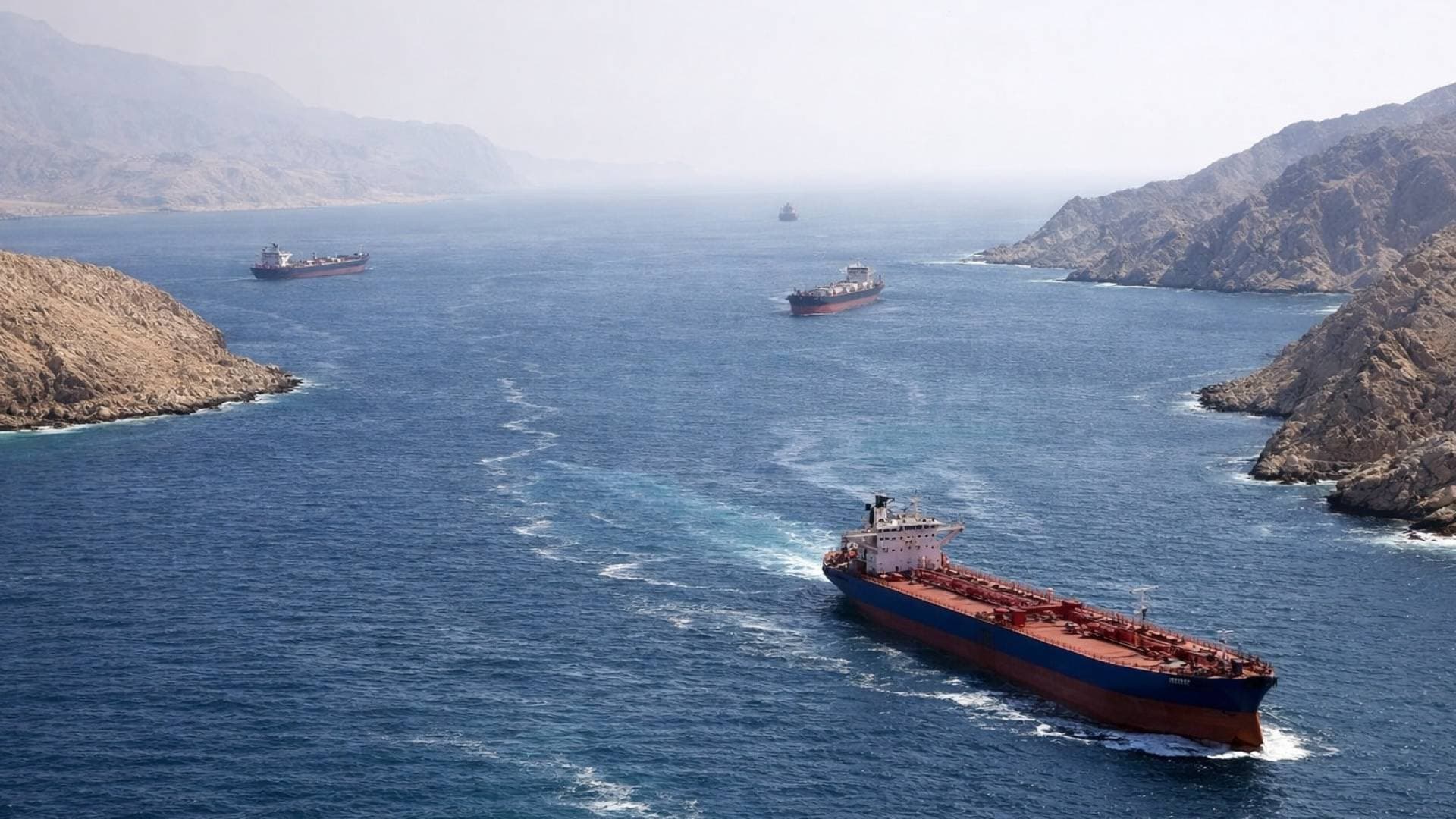 الخارجية الإيرانية: تعليمات مرتقبة بشأن "هرمز".. وطهران تتهم واشنطن بالتمسك بمطالب "مبالغ فيها"