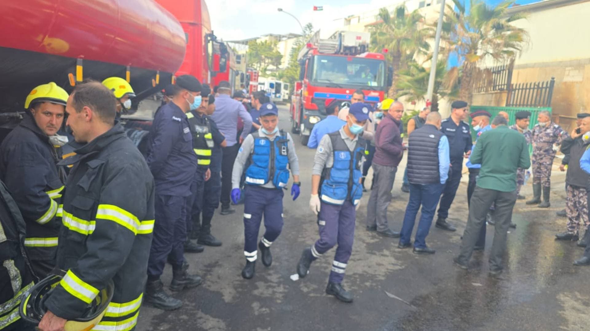 إصابات بحريق داخل مدينة الحسن الصناعية في الرمثا.. والأجهزة المختصة تتدخل