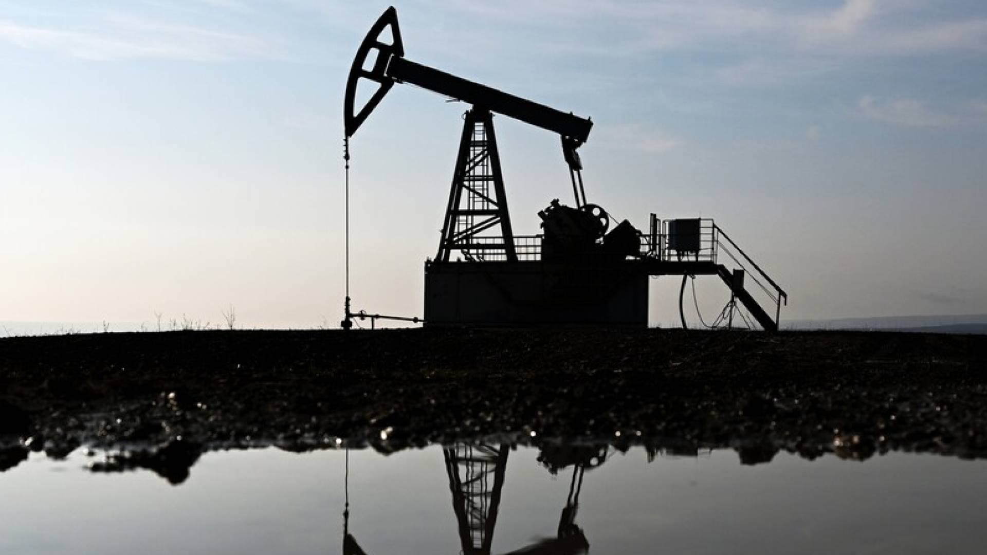 أسعار نفط برنت الإثنين.. قفزة هائلة تتجاوز 95 دولارا للبرميل بنسبة صعود 5.4%