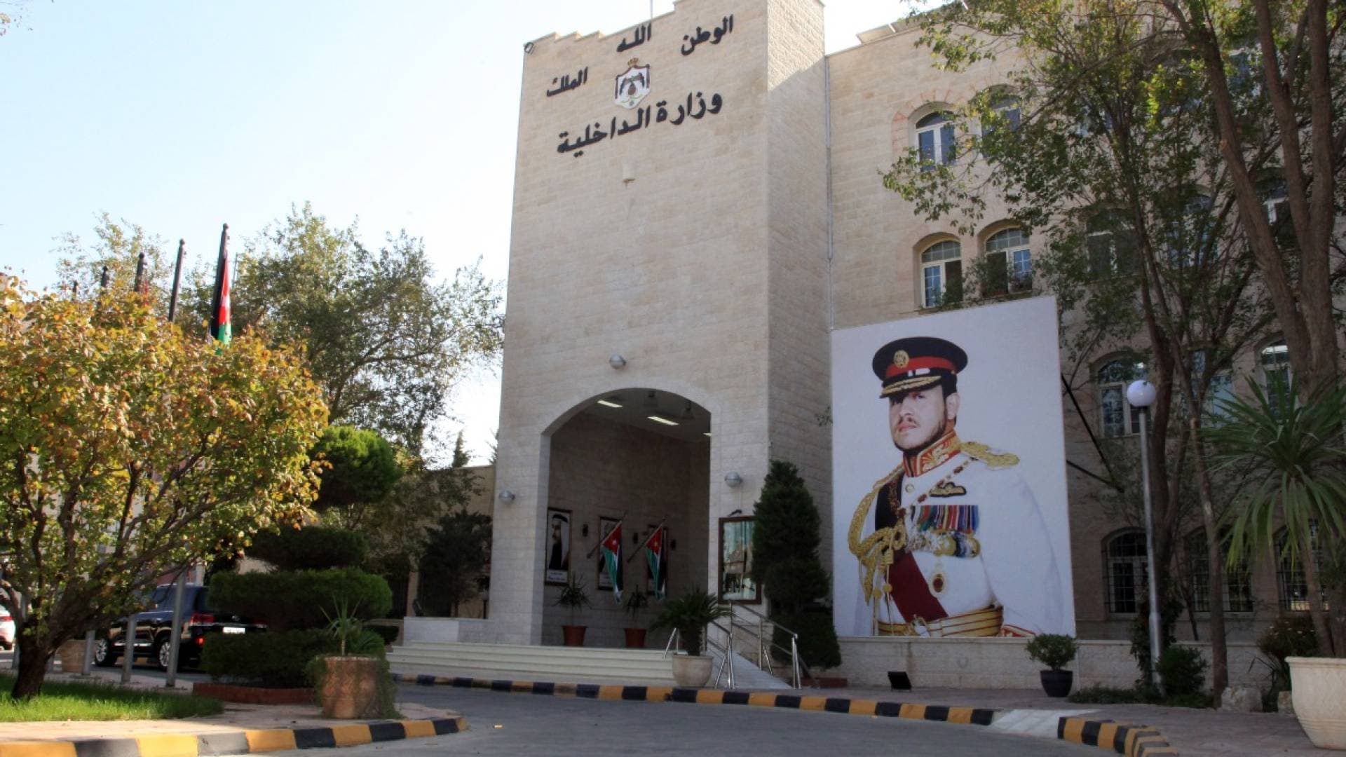 الداخلية توضح فيديو شخص ادعى قدرته على إصدار الأرقام الوطنية مقابل مبالغ مالية