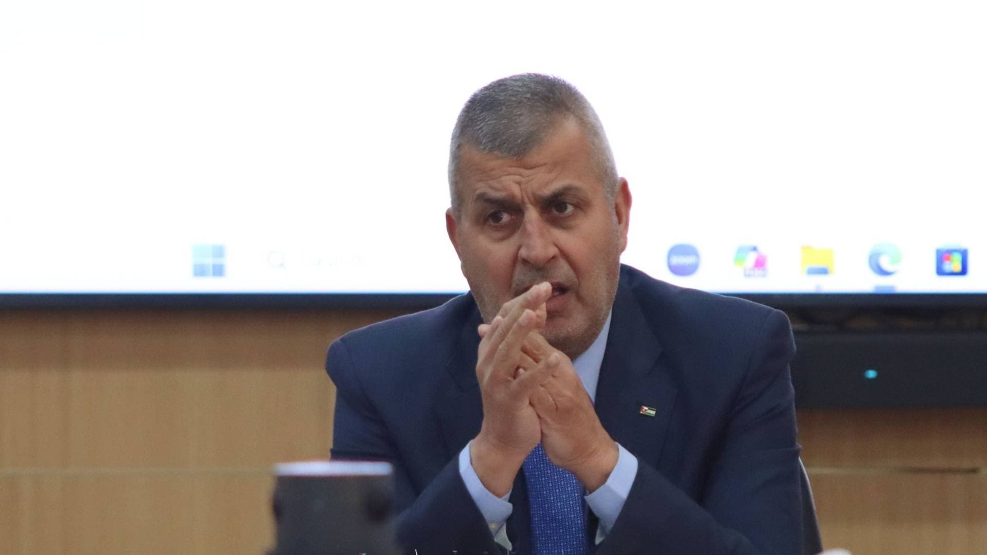 الخرابشة يترأس اجتماع "شراكة الطاقة" لبحث إدماج أنظمة التخزين في مصادر الطاقة المتجددة