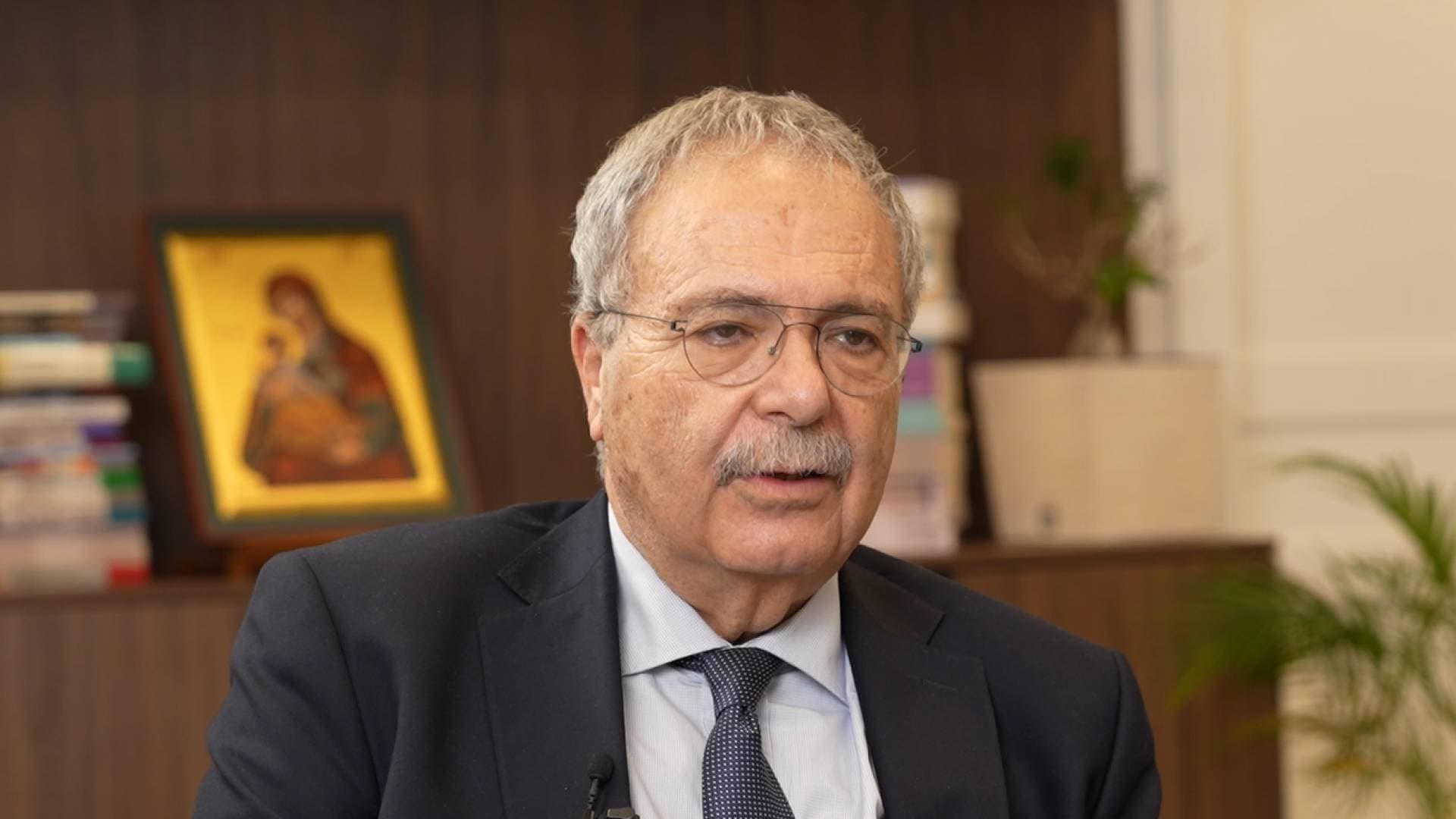 مسؤول لبناني لـ"رؤيا أخبار": حزب الله زجنا في الحرب والهدنة مع "تل أبيب"هشة