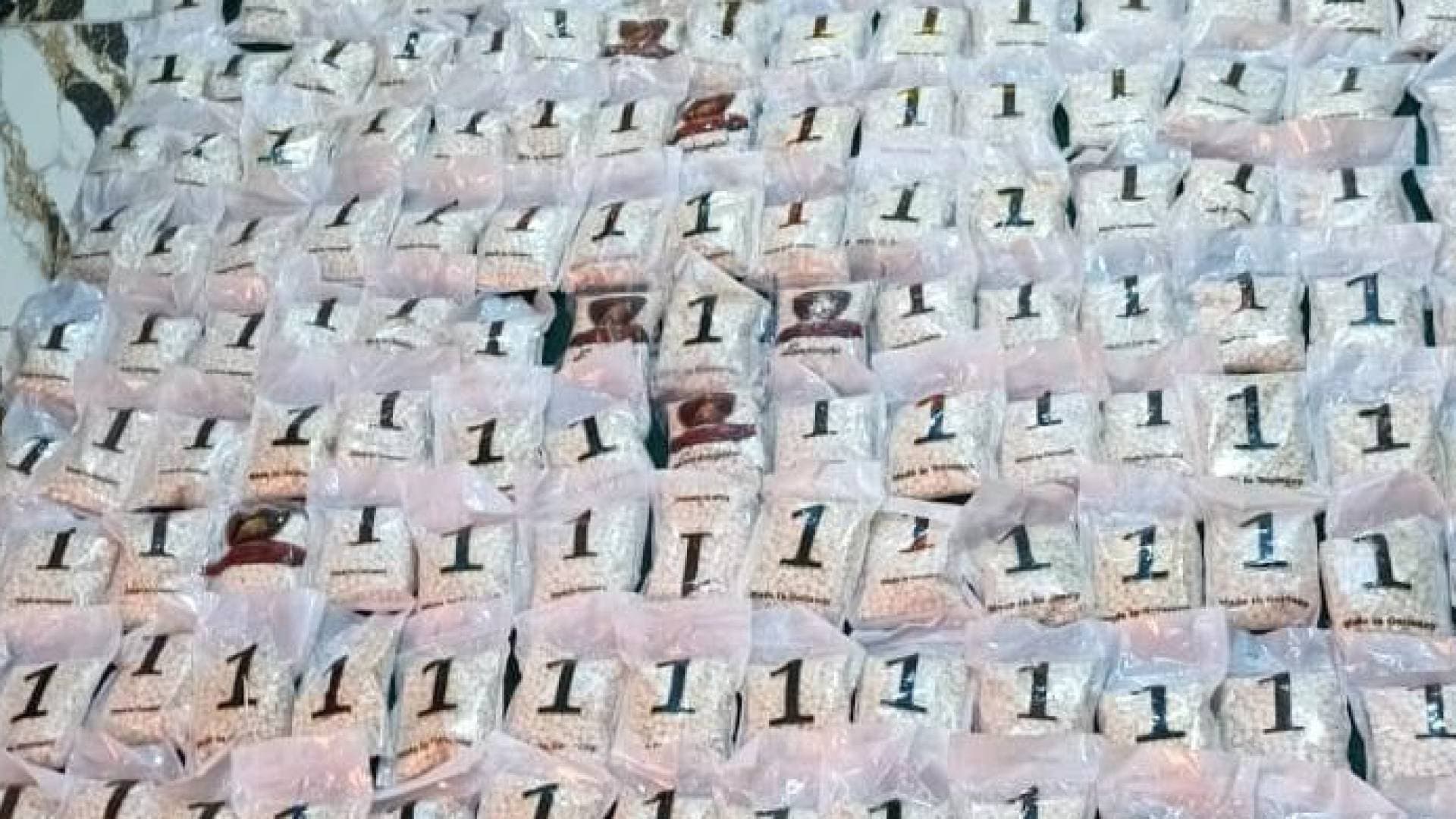 الجيش العربي: المنطقة العسكرية الشرقية تحبط ثلاث محاولات تهريب كمية كبيرة من المواد المخدرة بواسطة بالونات