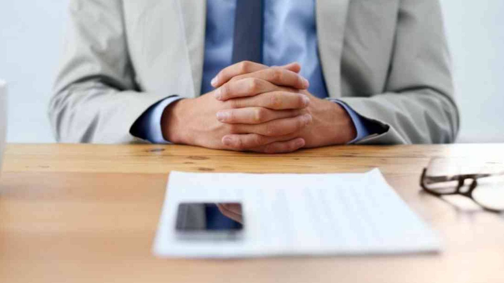 شروط التعيين والترقيات في وظائف حكومة أبوظبي 2026