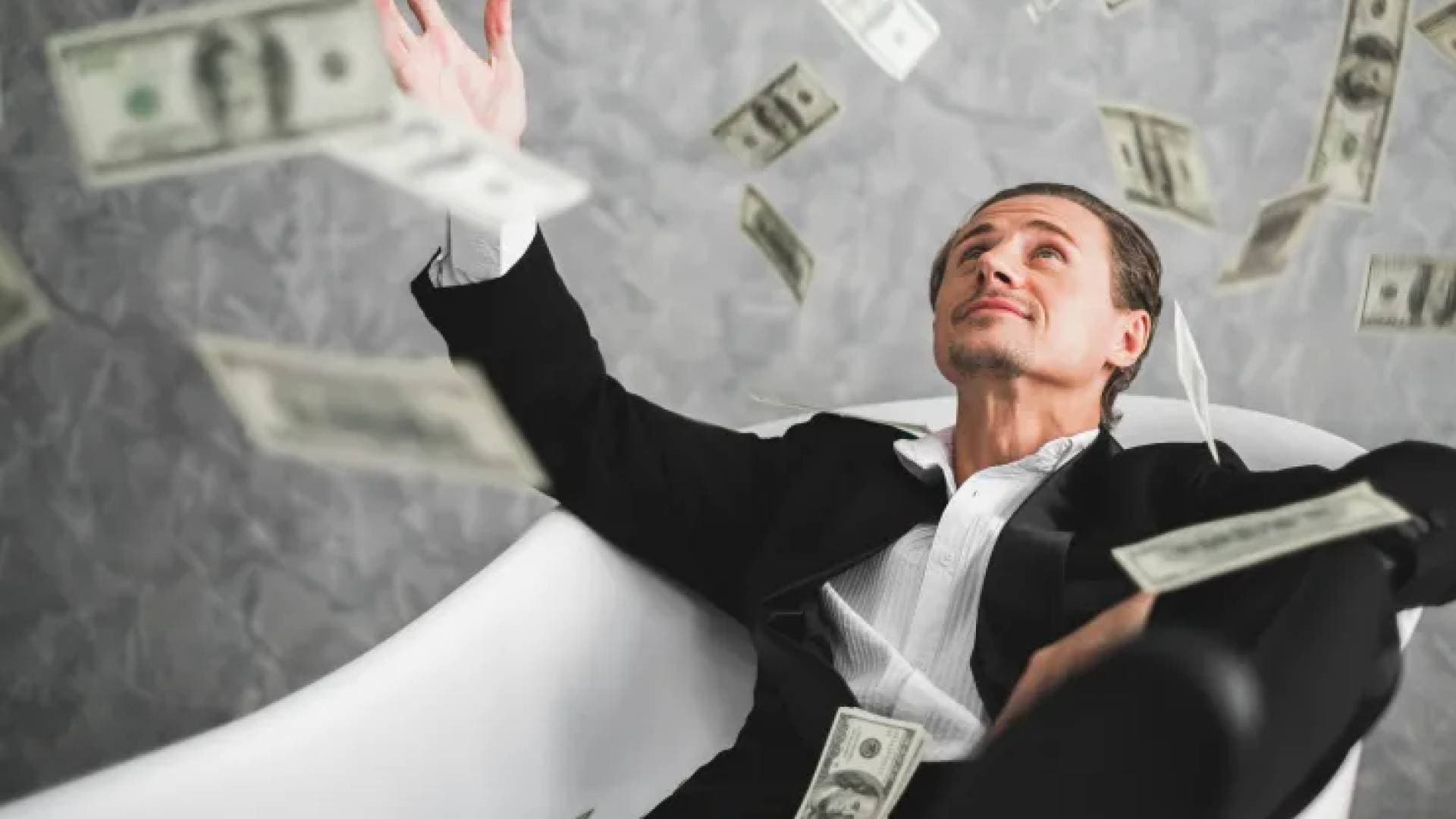 وهم الثراء السريع عبر منصات التواصل وتداعياته على الشباب الأردني