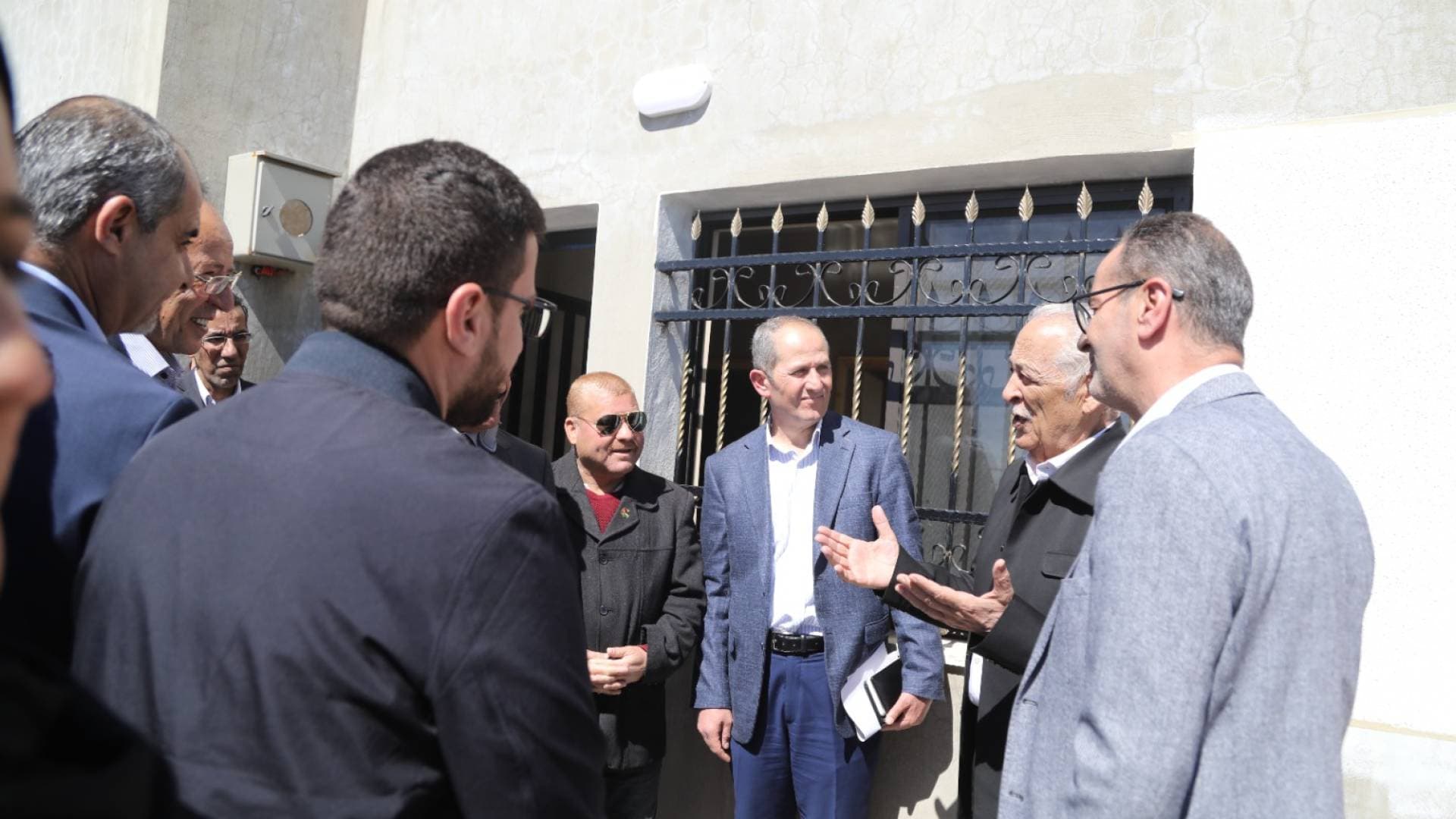 رئيس الديوان الملكي يفتتح ويتفقد مشاريع ضمن المبادرات الملكية في عجلون