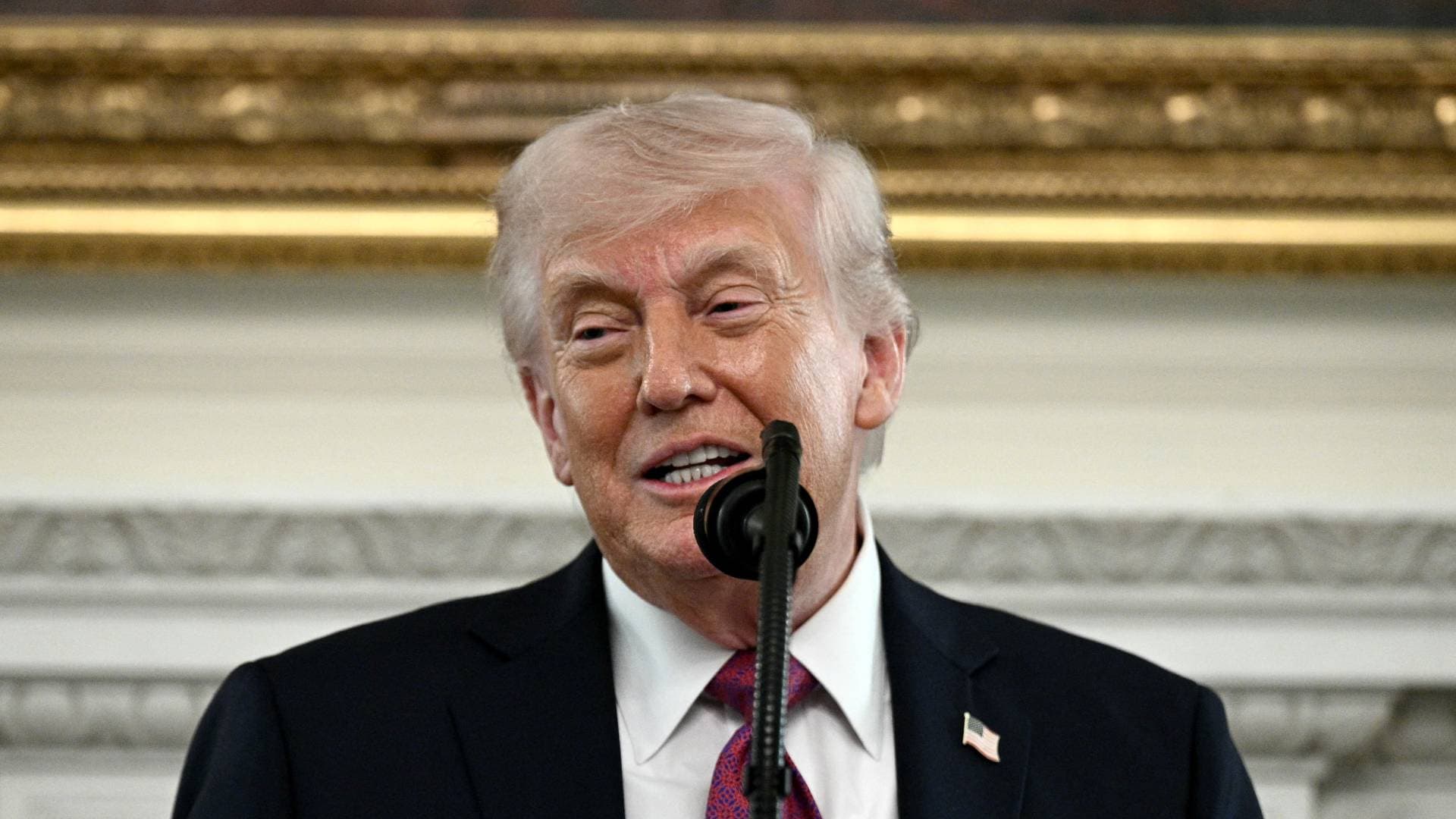 ترمب : إيران تمر بوقت عصيب ولا تعرف من هو قائدها الحقيقي