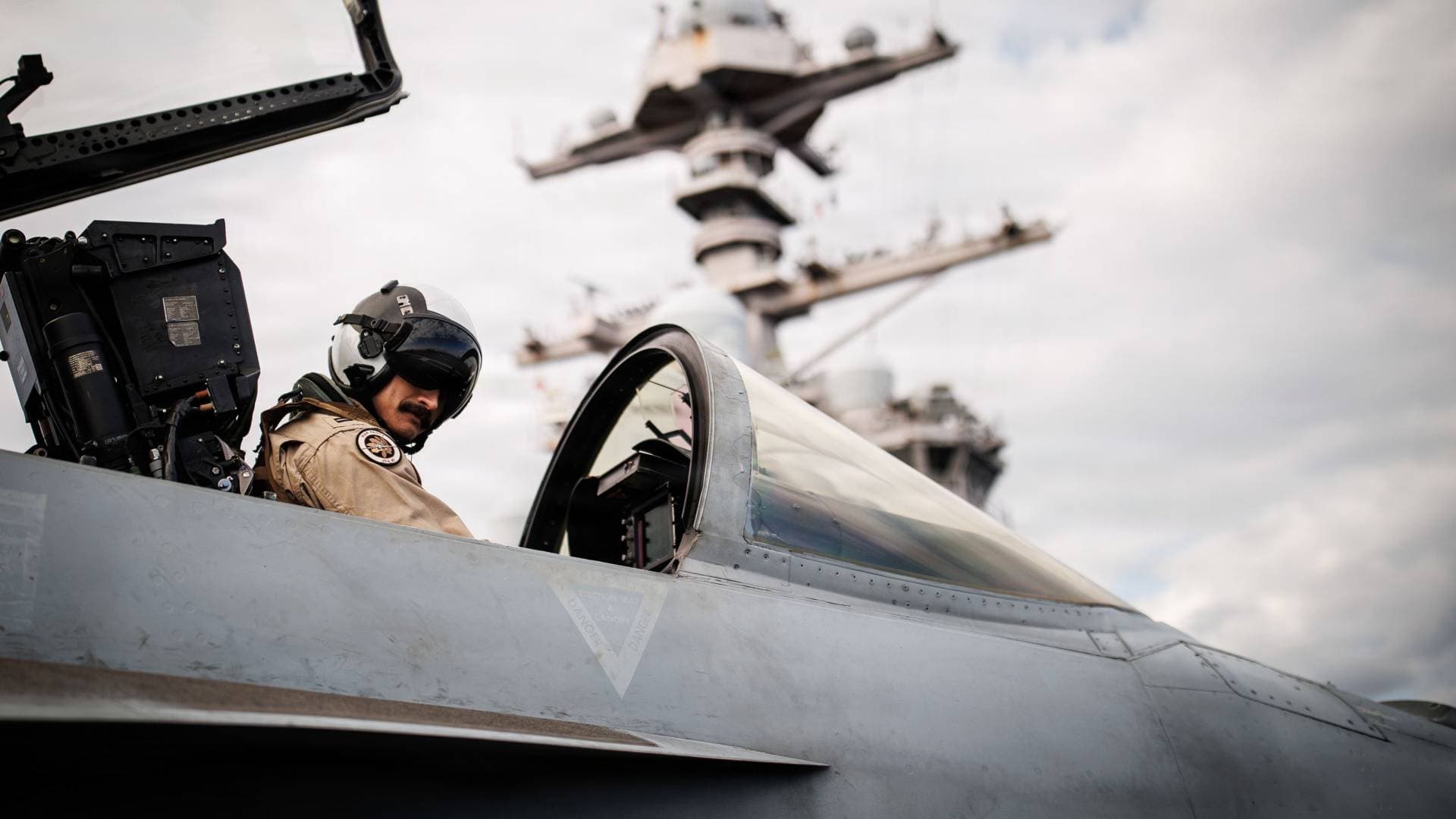 مسؤول أمريكي: الجيش الأمريكي مستعد لاستئناف الضربات في إيران إذا صدرت الأوامر بذلك