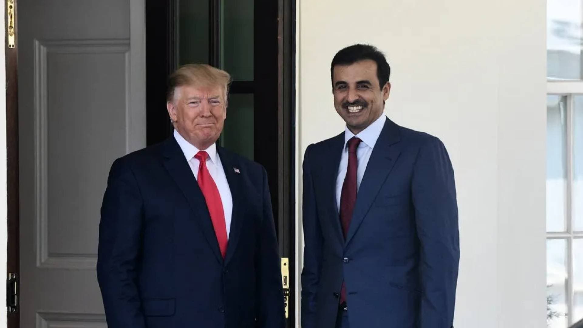 أمير قطر يؤكد لترمب ضرورة خفض التوتر ودعم الحلول السلمية مع طهران