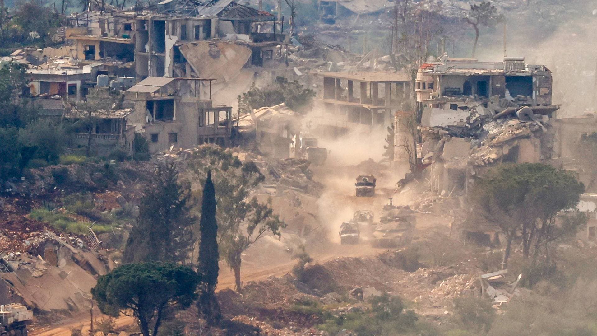 حزب الله ردا على ضربات للاحتلال: استهدفنا دبابة ميركافا بطائرتين انقضاضيتيين جنوب لبنان