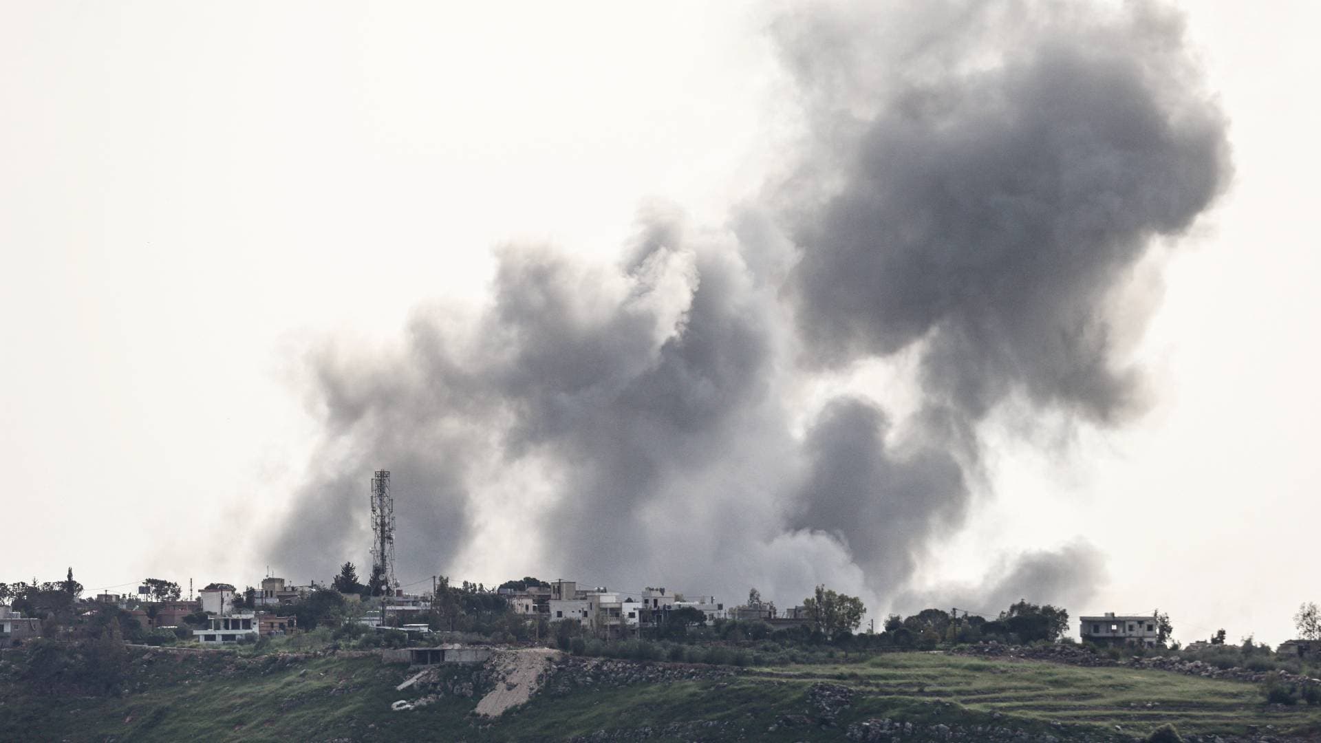 وزارة الصحة اللبنانية: 14 شهيدا و37 جريحا حصيلة غارات جيش الاحتلال على الجنوب الأحد