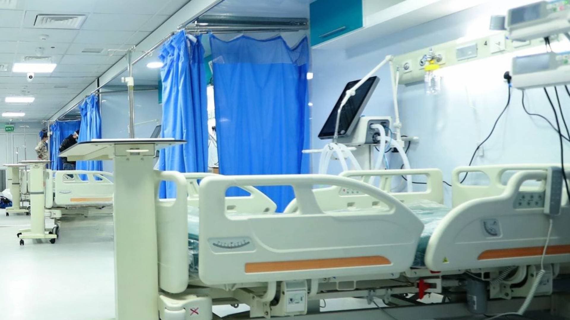 مراسل "رؤيا": إصابة 12 طالبة في عجلون بتسمم غذائي إثر تناولهن ثمار لوز مرشوشة بالمبيدات