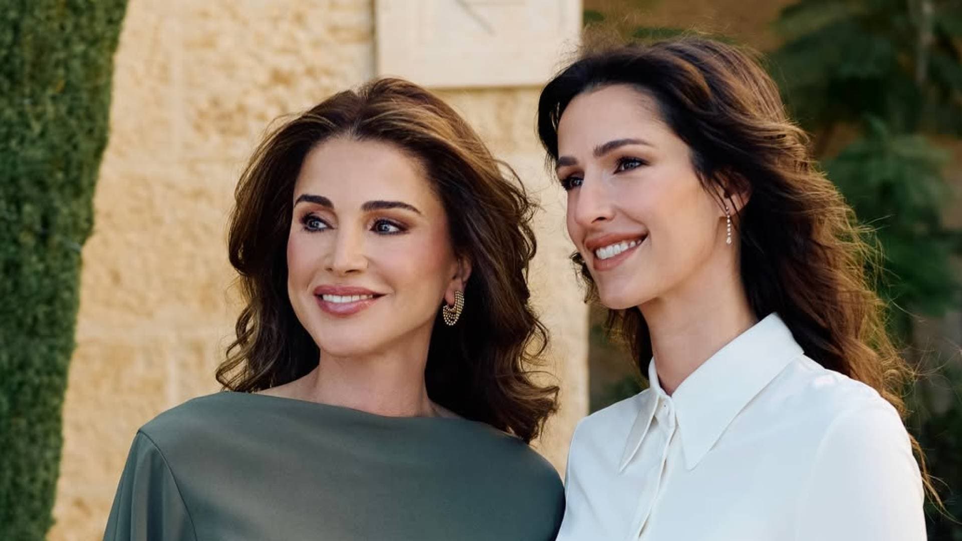 الملكة رانيا تهنئ الأميرة رجوة الحسين بعيد ميلادها: "حبيبتي رجوة محظوظين فيك"