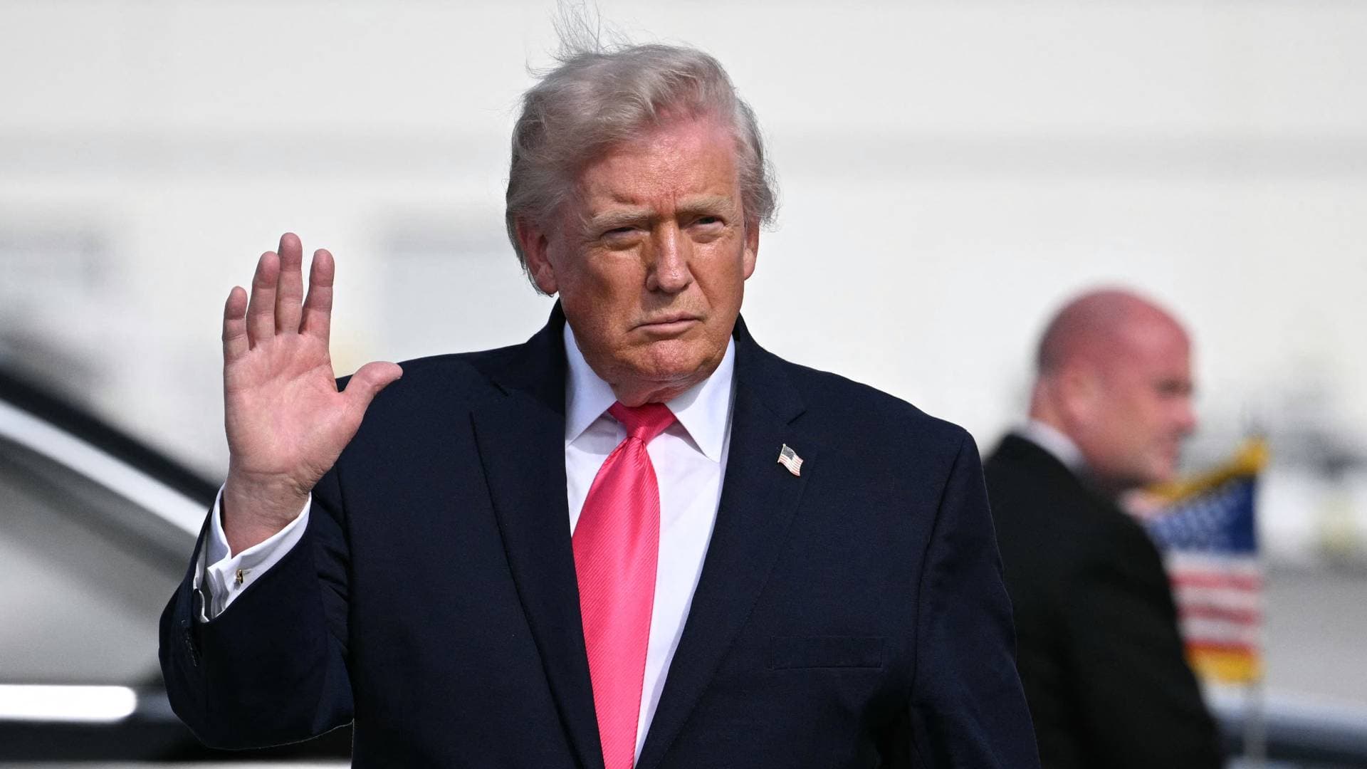 ترمب يكشف تفاصيل الرسالة الإيرانية: طهران في حالة انهيار وتطلب النجدة