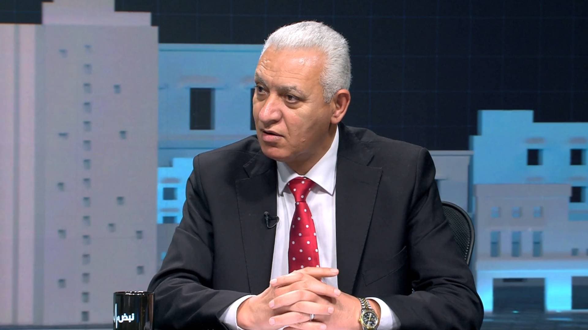 العموش لـ"نبض البلد": "الحكومة بتحط غماز يمين وبتروح شمال".. والحكومات تؤثر بعمل المجالس.. فيديو