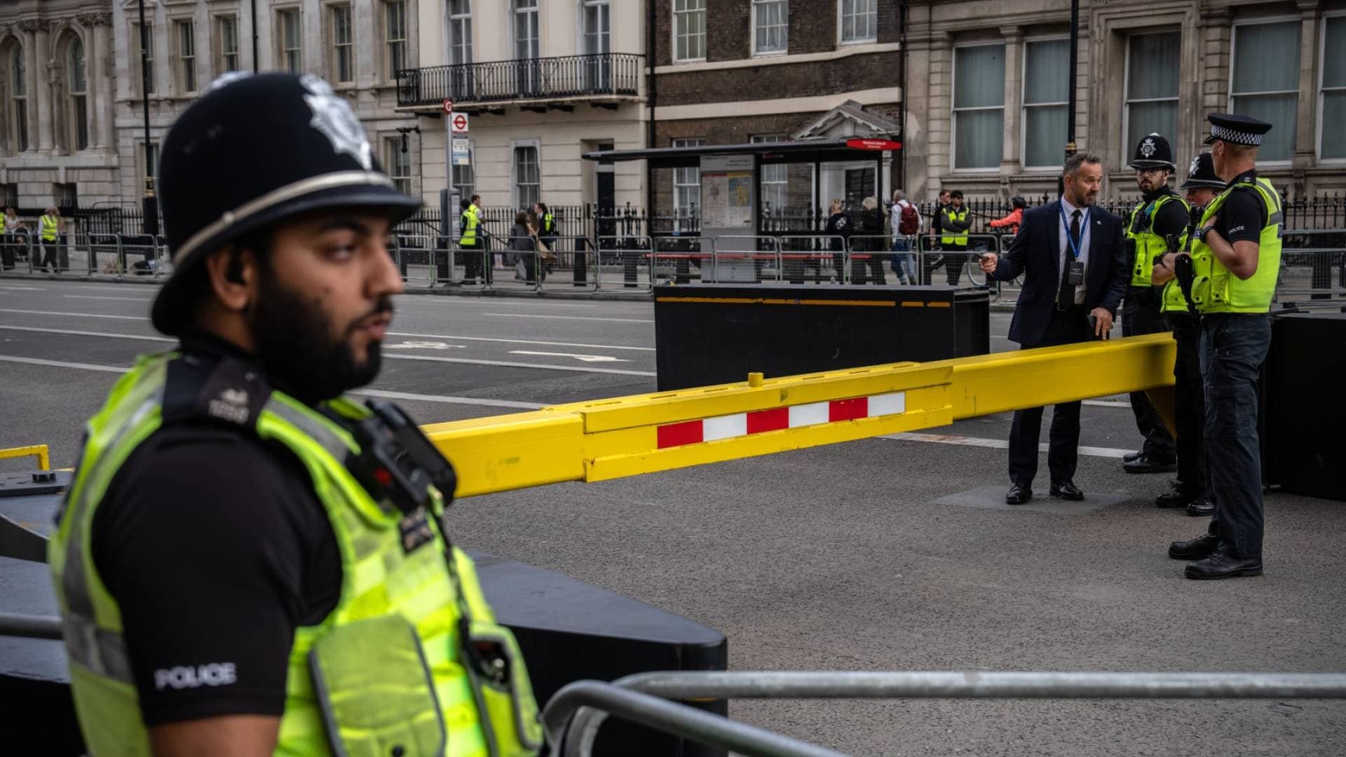 الشرطة البريطانية تعتقل شخصا بعد عملية طعن أسفرت عن إصابتين شمال لندن