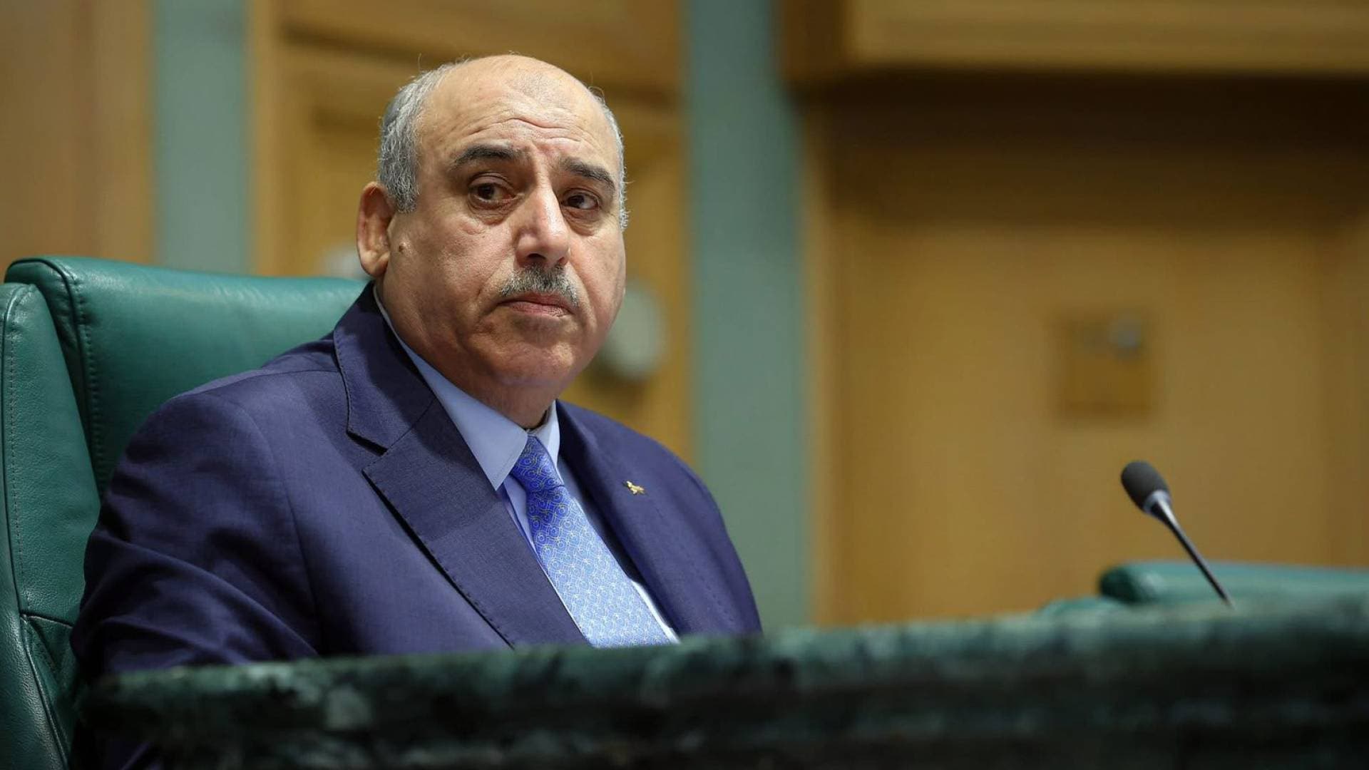 القاضي يهنئ العمال بعيدهم ويشيد بعطائهم في مسيرة البناء الوطني