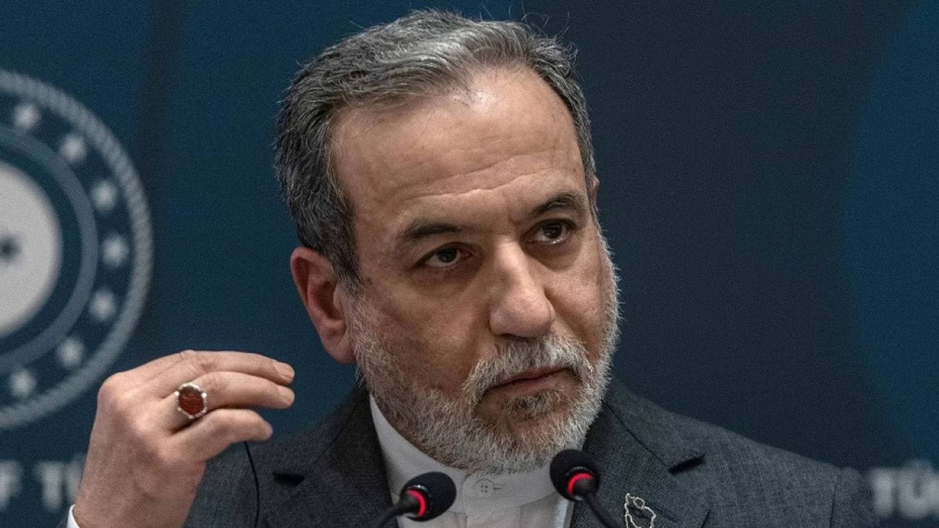 الخارجية الإيرانية: عراقجي يعلن بدء مفاوضات لإنهاء الحرب بوساطة باكستانية
