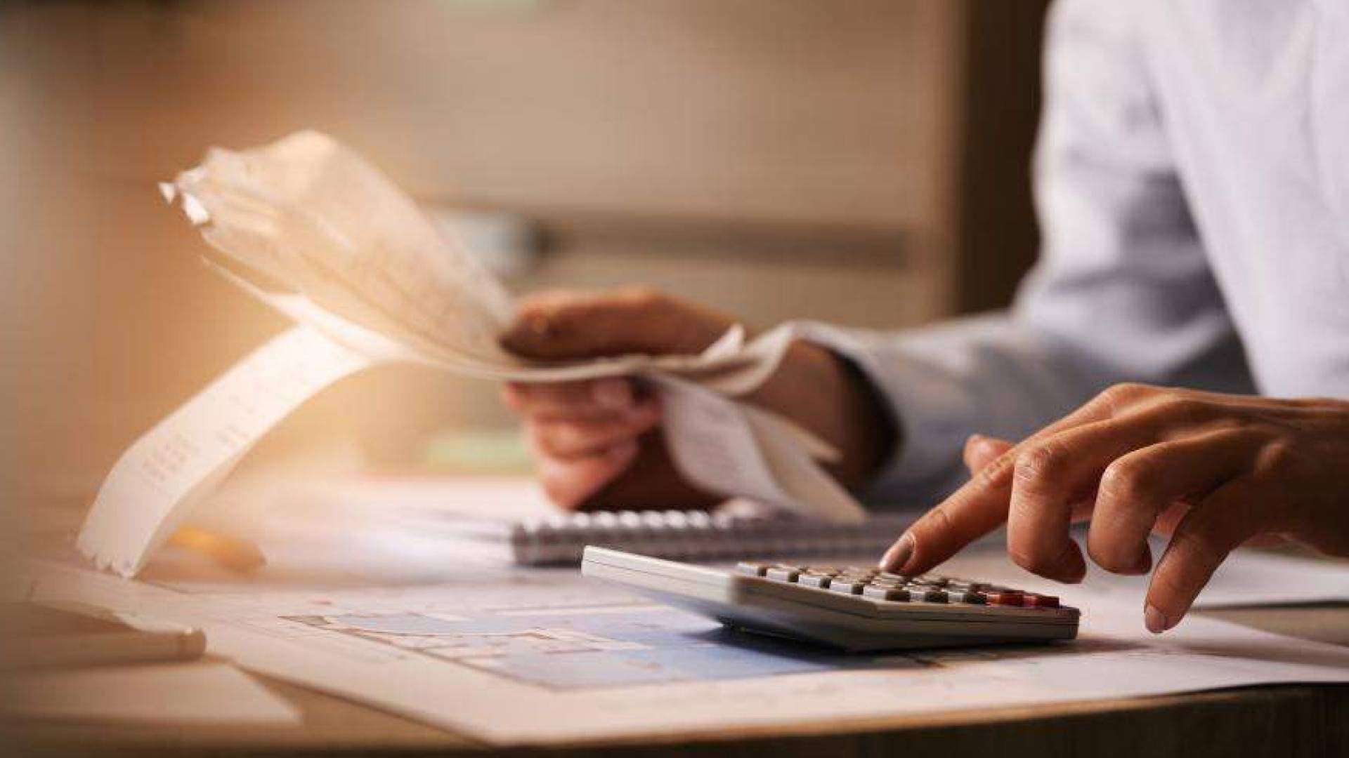 بتوجيهات من رئيس الوزراء: ضريبة الدخل تباشر صرف الرديات لـ 140 الف مكلف