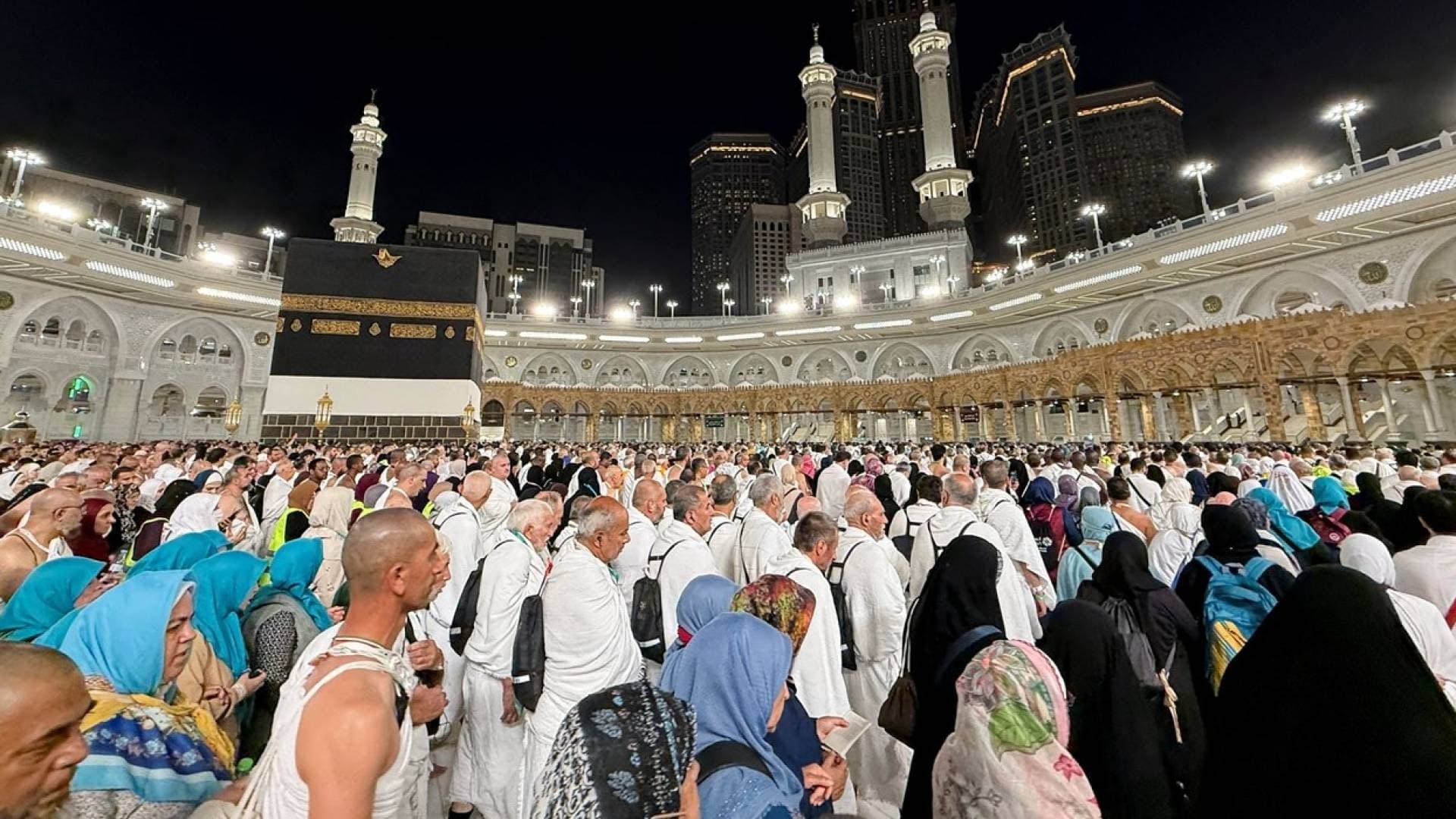 وكلاء السياحة لـ "رؤيا": فنادق الحجاج في مكة تبعد 100-1500 متر عن الحرم والخدمات مميزة -فيديو