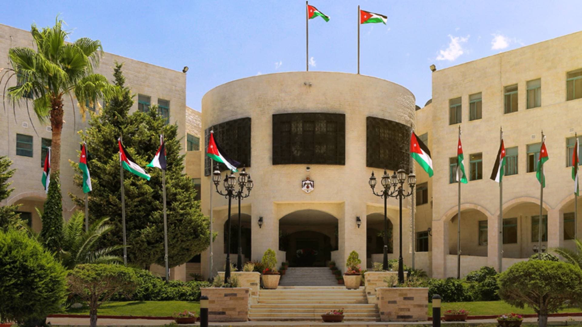 الخارجية: الأردن يدين الاعتداء الذي تعرضت له سفينة بضائع تجارية في المياه الإقليمية القطرية بواسطة طائرة مسيرة