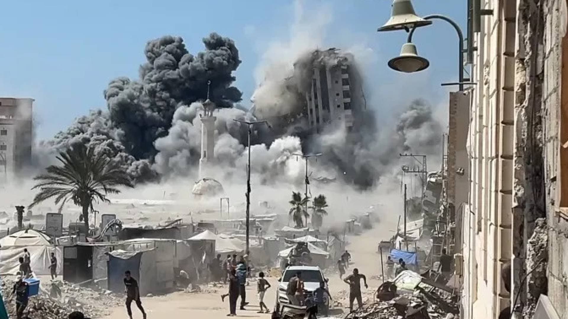 إبادة مستمرة.. جيش الاحتلال يرتكب 14 خرقا جديدا لهدنة قطاع غزة