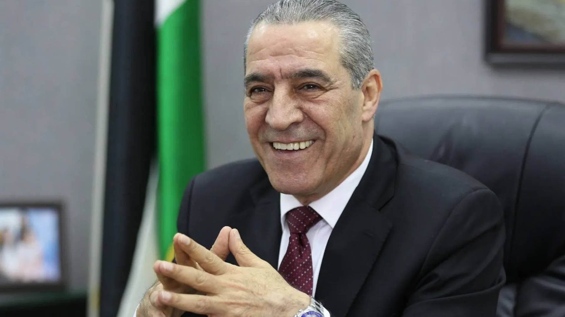 الاحتلال يمنع نائب الرئيس الفلسطيني من دخول بيت لحم للمشاركة في قداس منتصف الليل