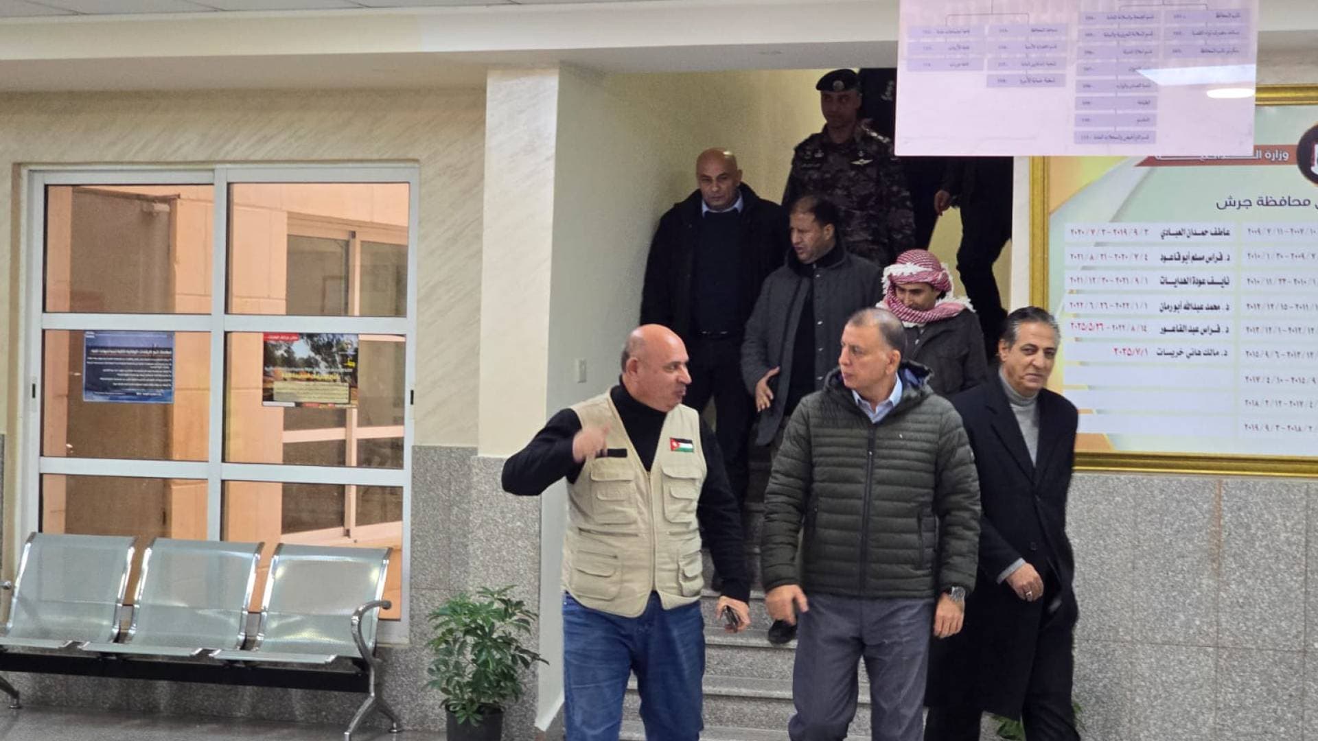 الفراية يتفقد غرفة عمليات جرش.. ويشدد على ديمومة الخدمات خلال المنخفض الجوي