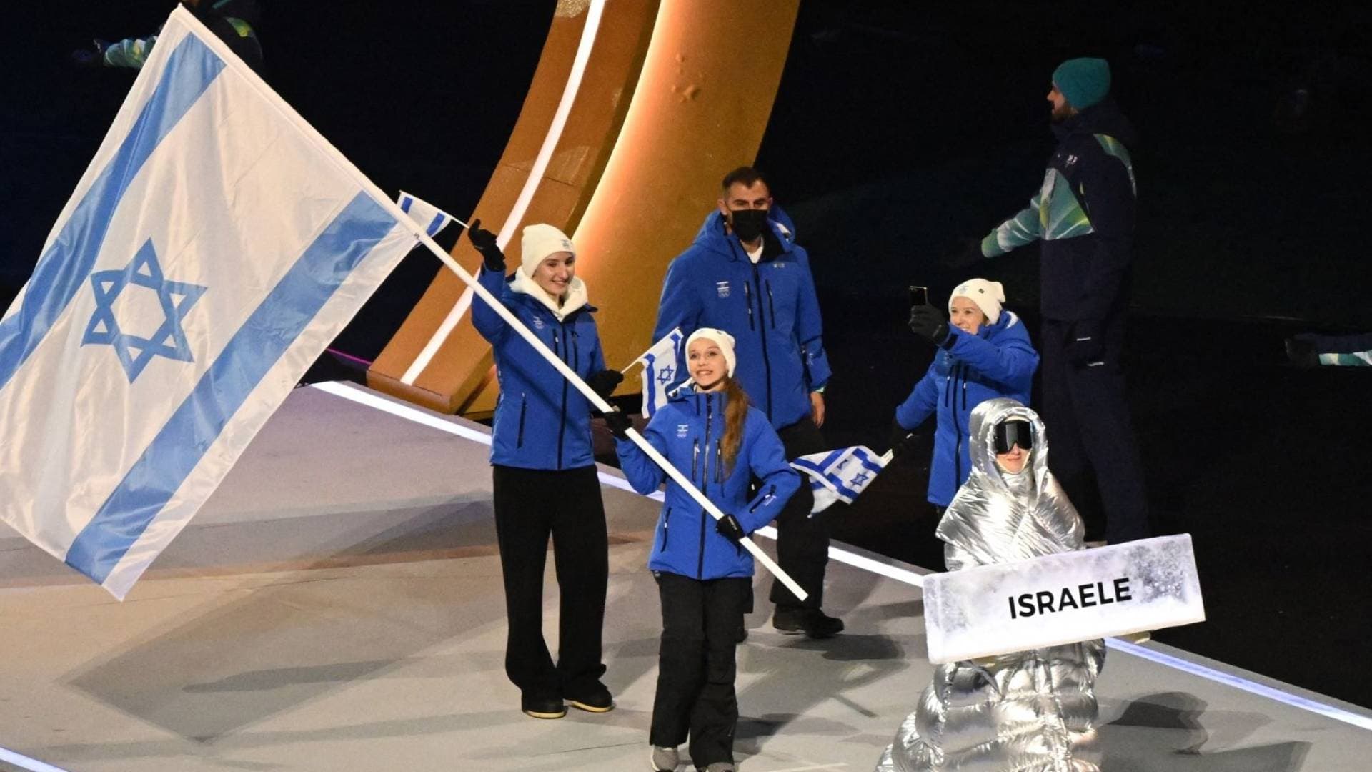صيحات استهجان تلاحق وفد الاحتلال في افتتاح أولمبياد "ميلانو كورتينا 2026"